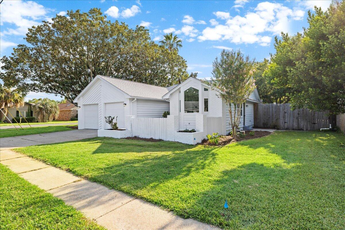 GULF MANOR S/D - Residential