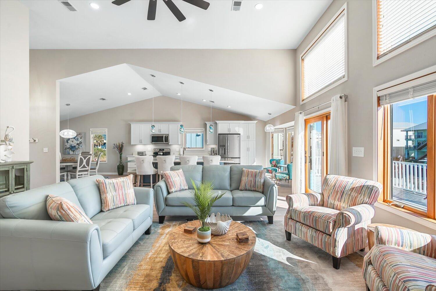 LAFITTE COVE - Residential