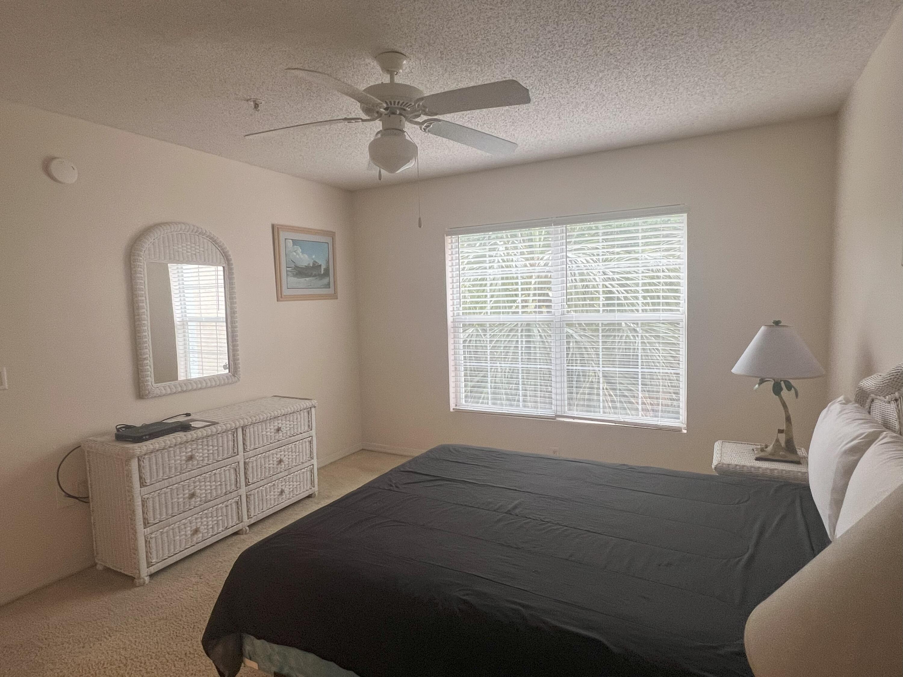 THE FLORIDA CLUB - Residential Lease