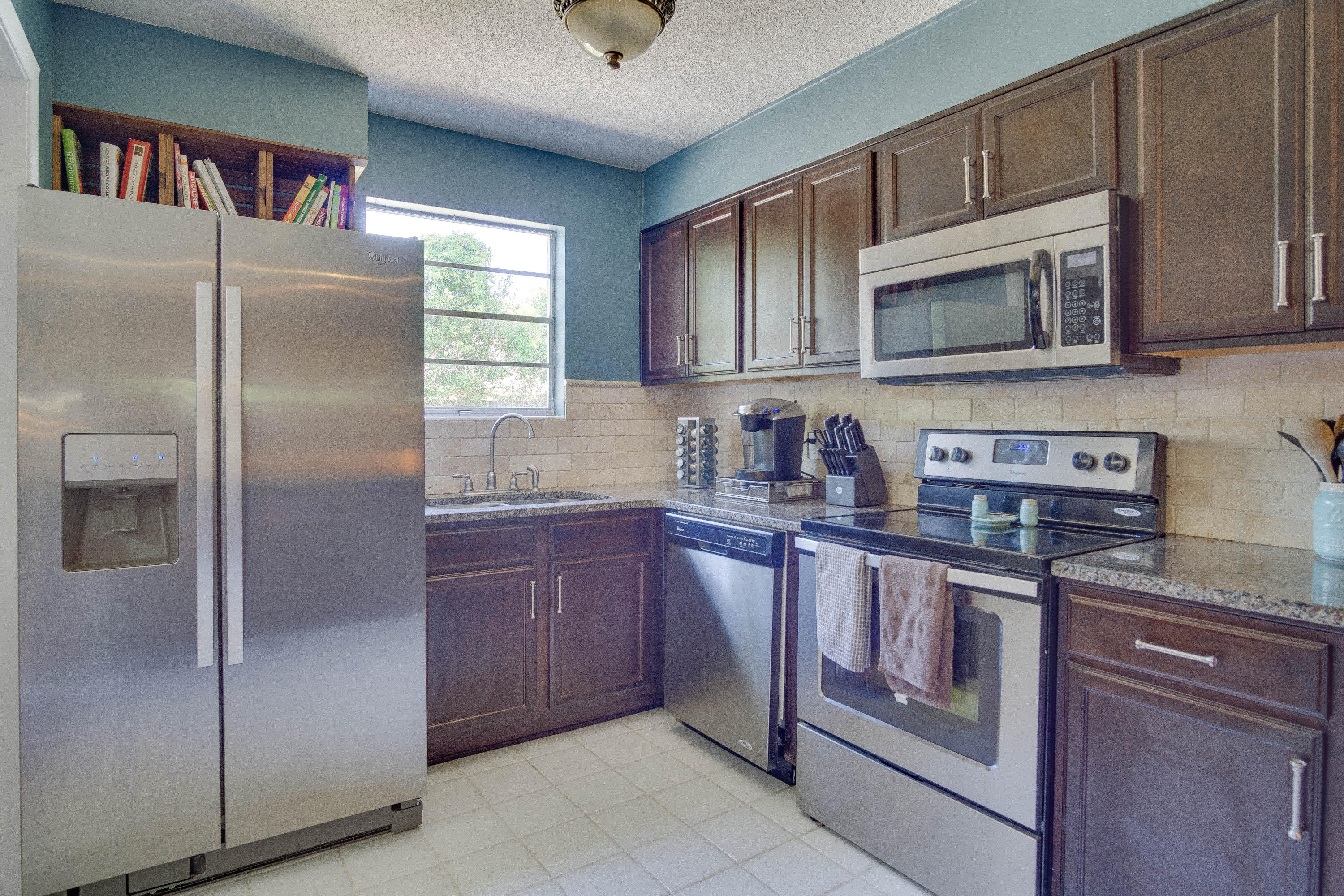 BAYSHORE PARK UNIT 2 - Residential