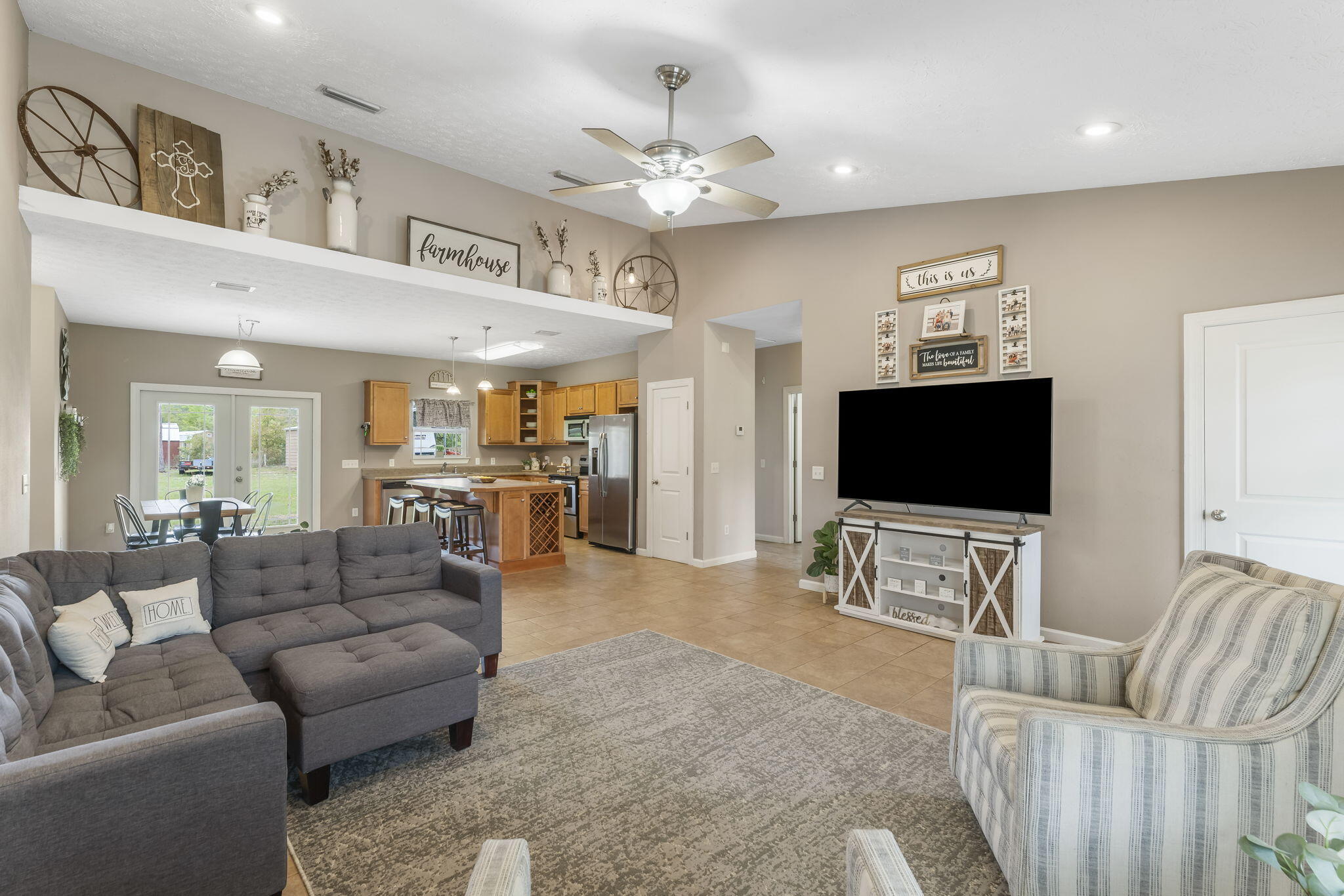 NO RECORDED SUBDIVISION - Residential