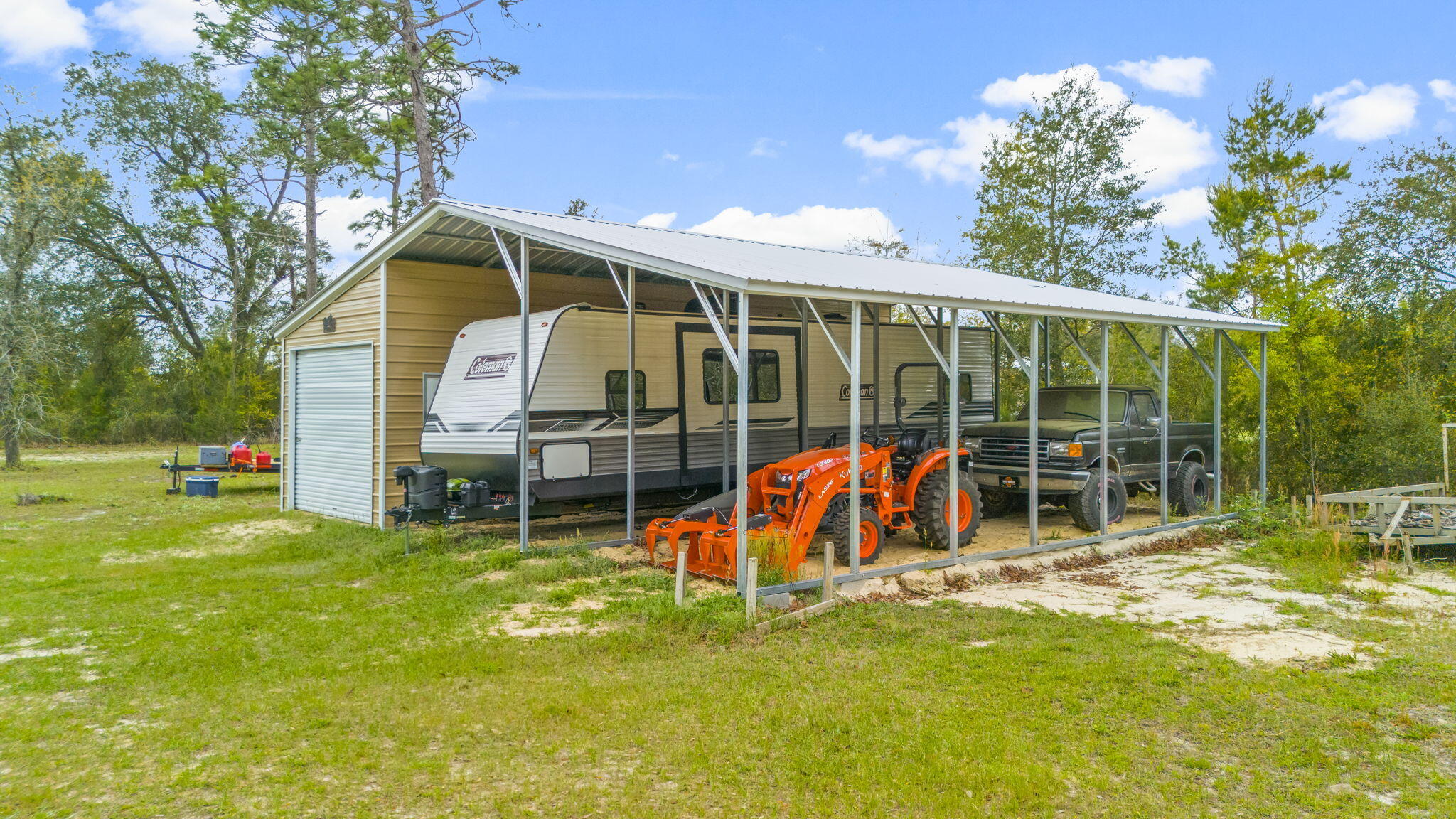 NO RECORDED SUBDIVISION - Residential