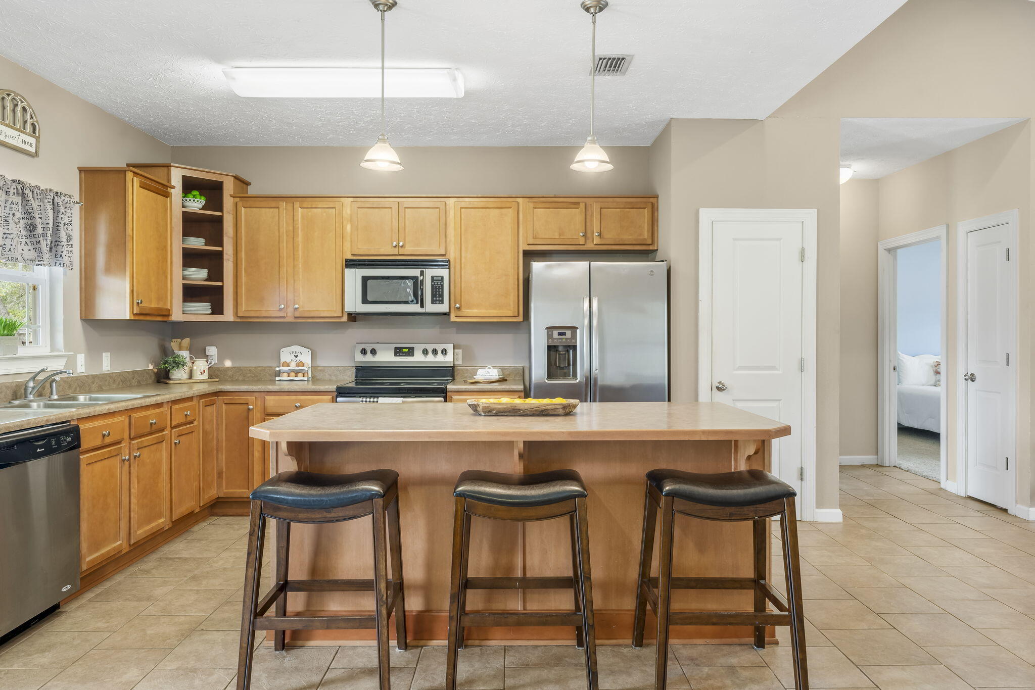 NO RECORDED SUBDIVISION - Residential