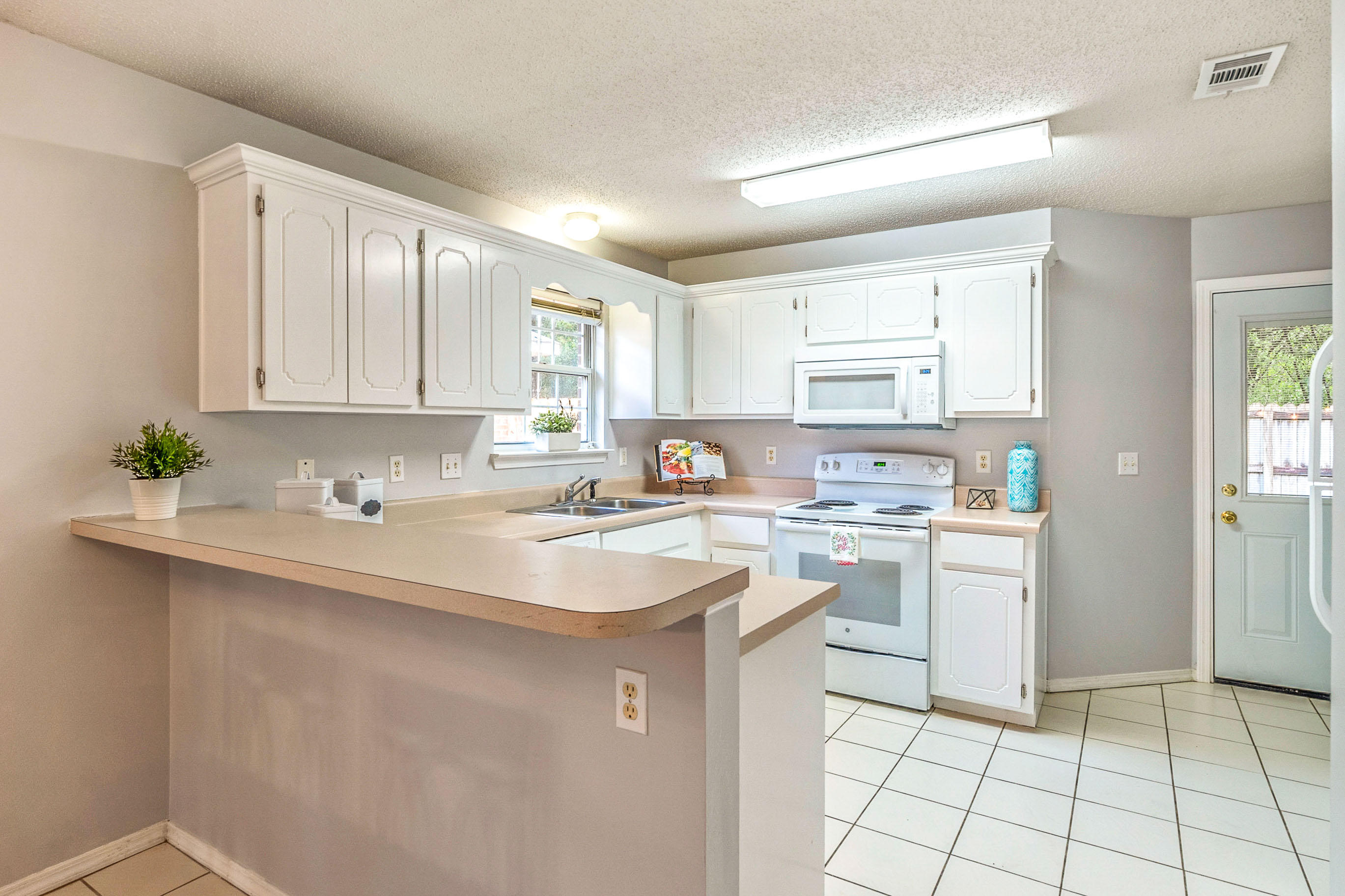 BUNGALOWS AT BLUEWATER BAY - Residential