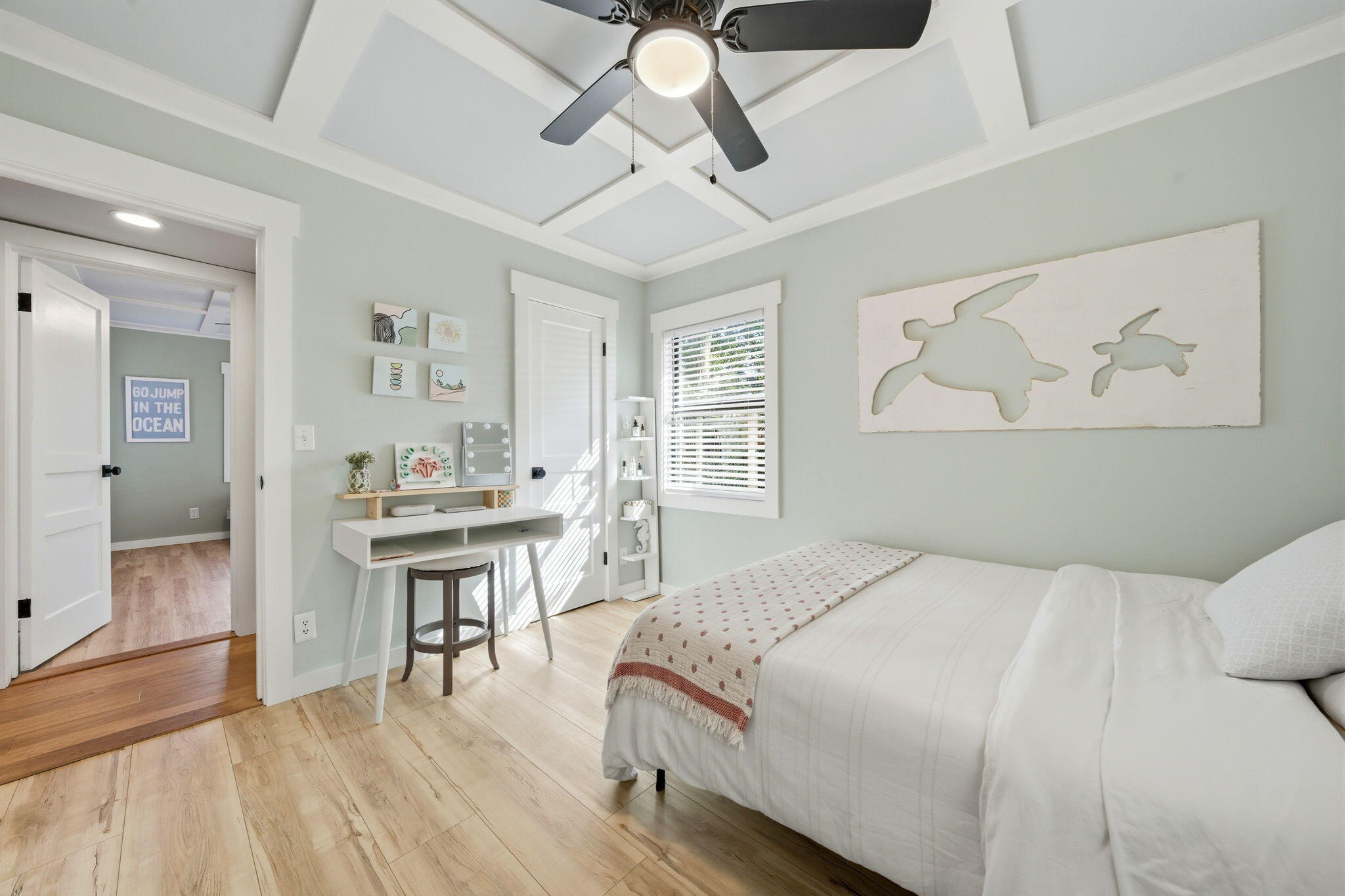 ELLIOTTS POINT 4TH ADDN - Residential