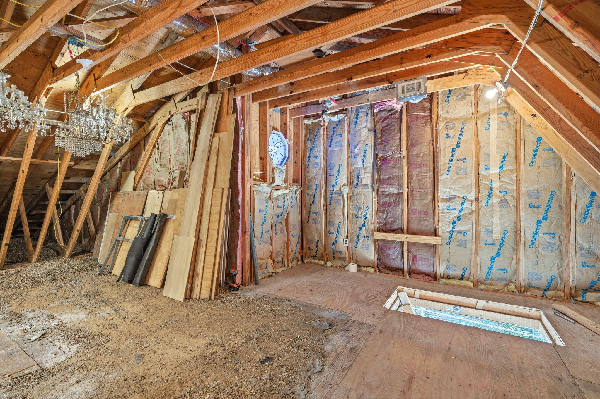 ELLIOTTS POINT 4TH ADDN - Residential