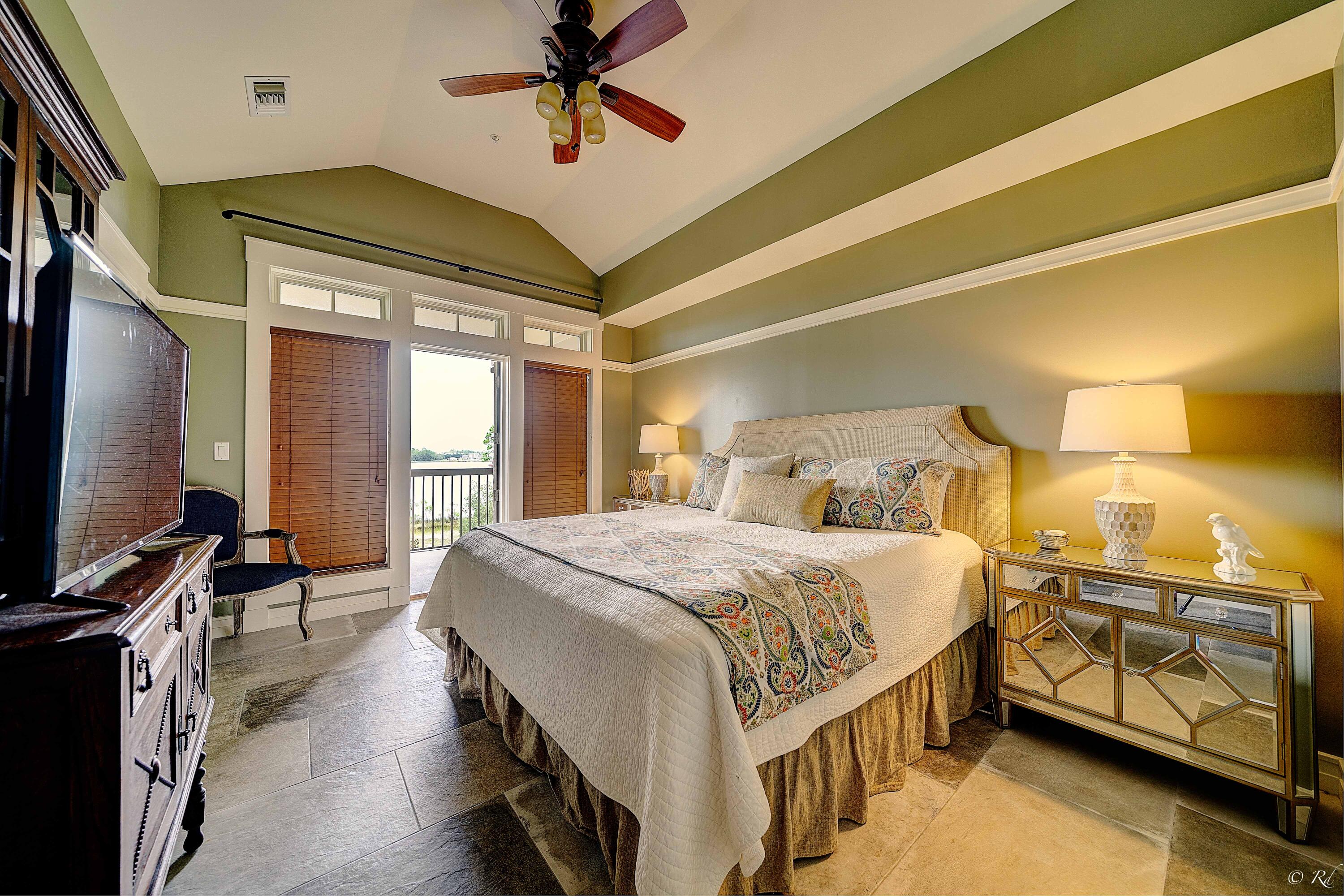 WILD HERON LAKESIDE LODGE - Residential