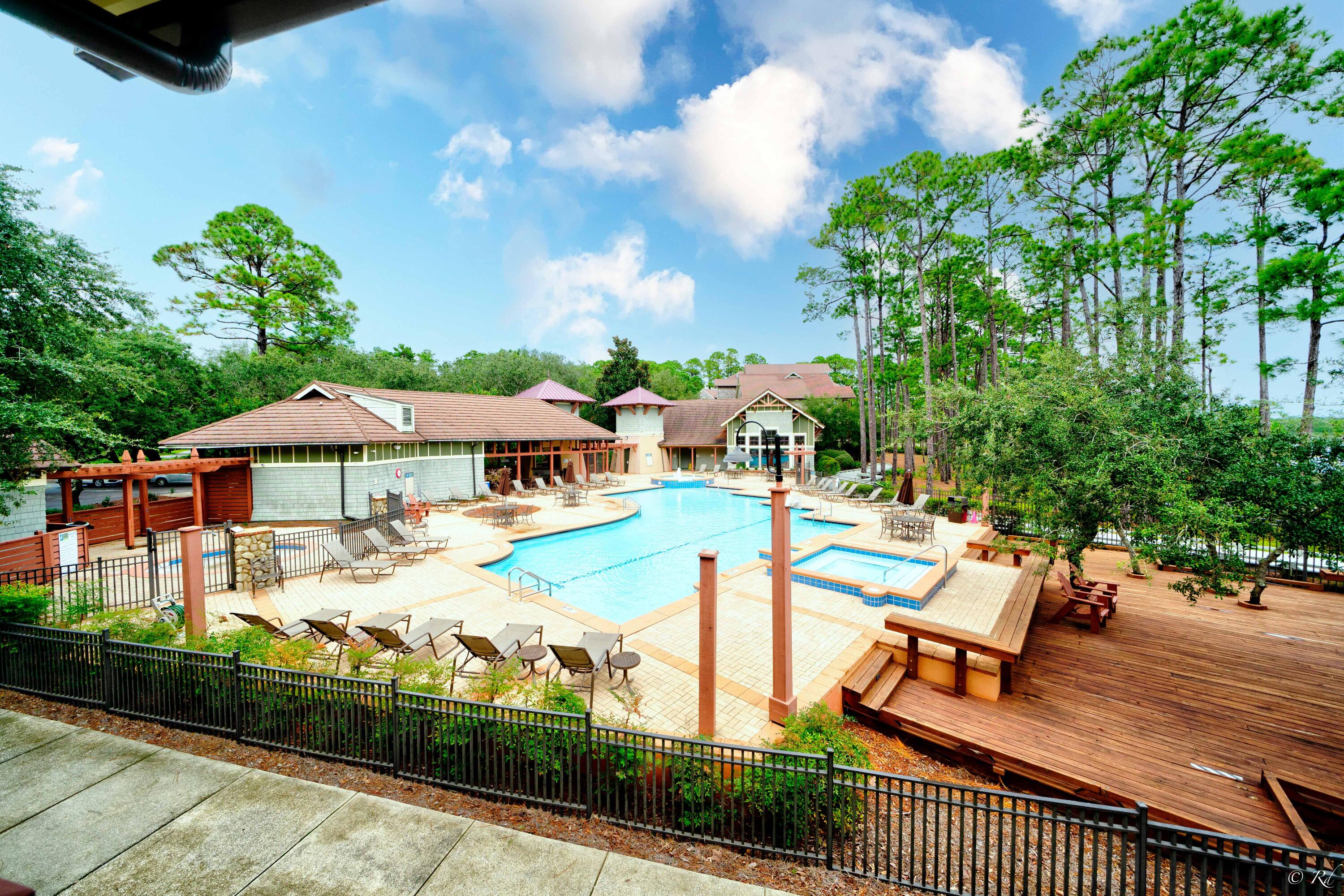 WILD HERON LAKESIDE LODGE - Residential