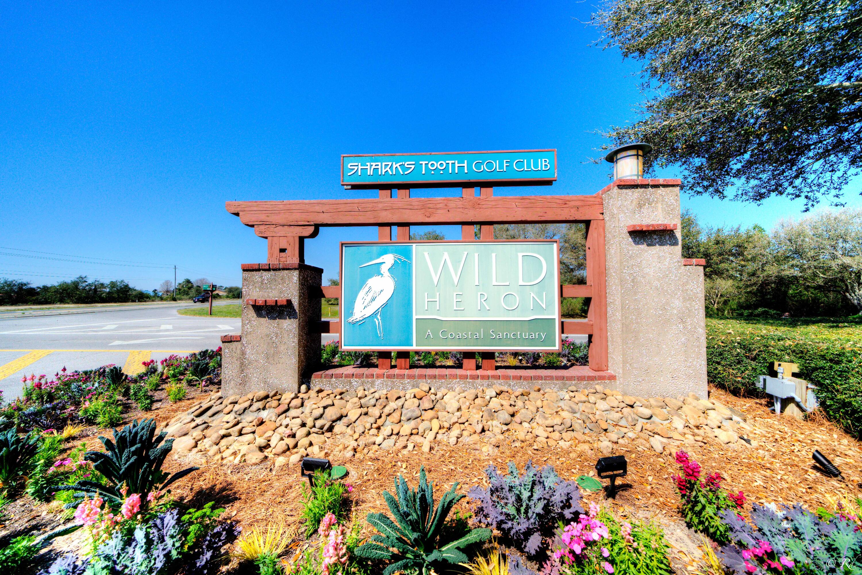 WILD HERON LAKESIDE LODGE - Residential
