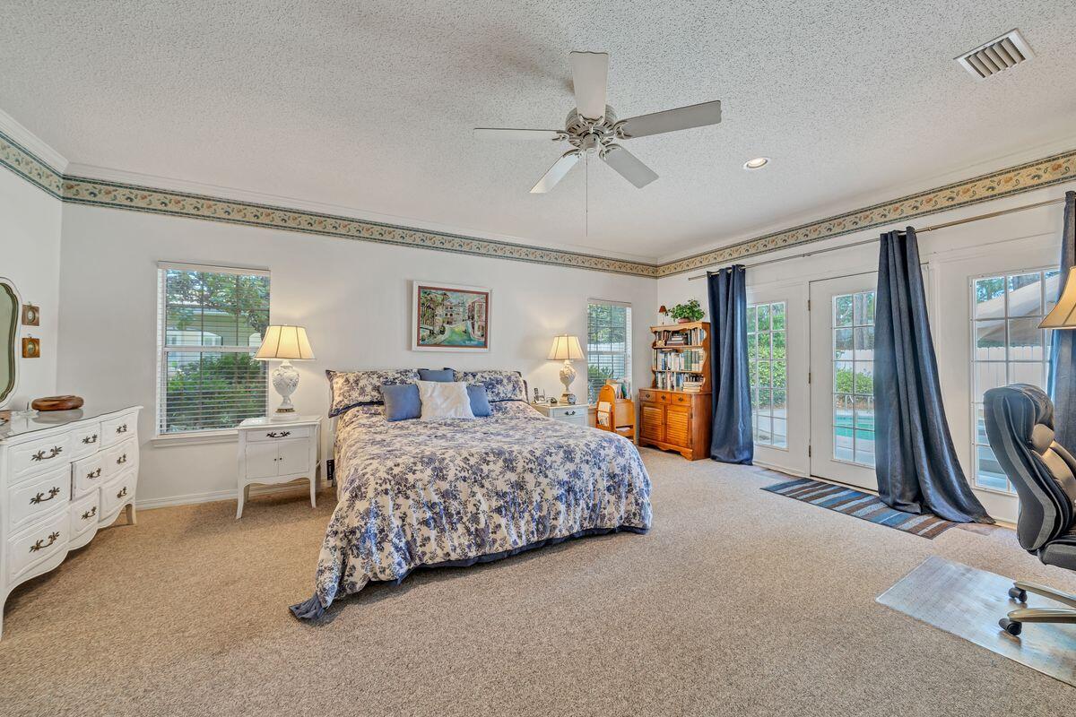 BAYTOWNE AVE EAST - Residential