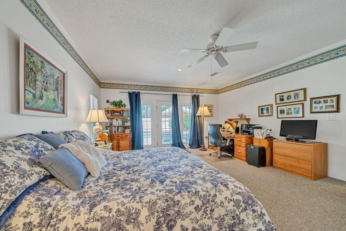 BAYTOWNE AVE EAST - Residential