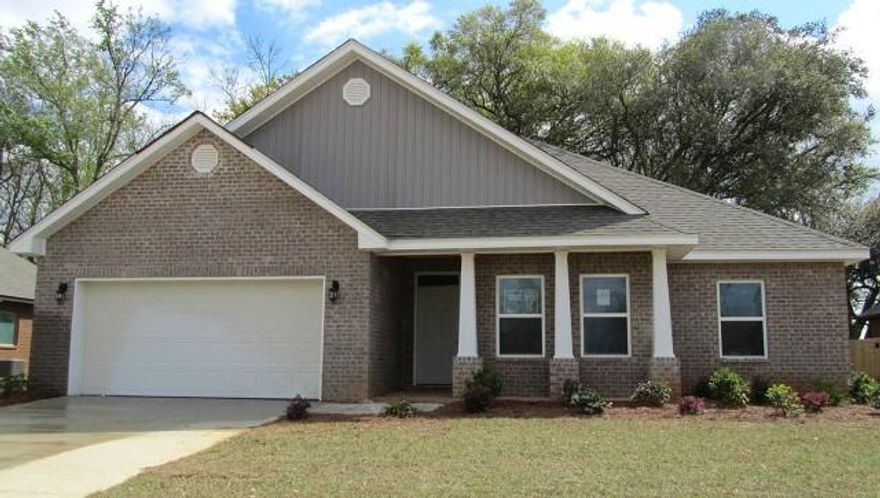 The Holly is a 4 bedroom, 2 bath home with open concept. Kitchen with island, large pantry, granite counter tops and stainless steel appliances. Large 24 x 15 living room with trey ceilings. 14 x 8 covered rear patio and two car garage. Interior separate laundry room and covered front porch. Master suite with very large walk in closet, separate tiled shower and garden tub.