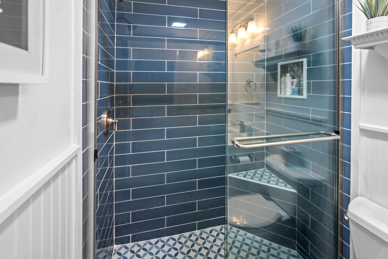 BEACHSIDE VILLAS CONDO - Residential