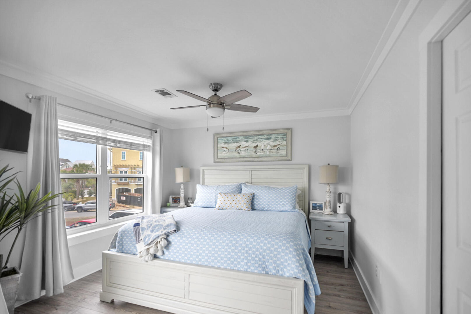 BEACHSIDE VILLAS CONDO - Residential