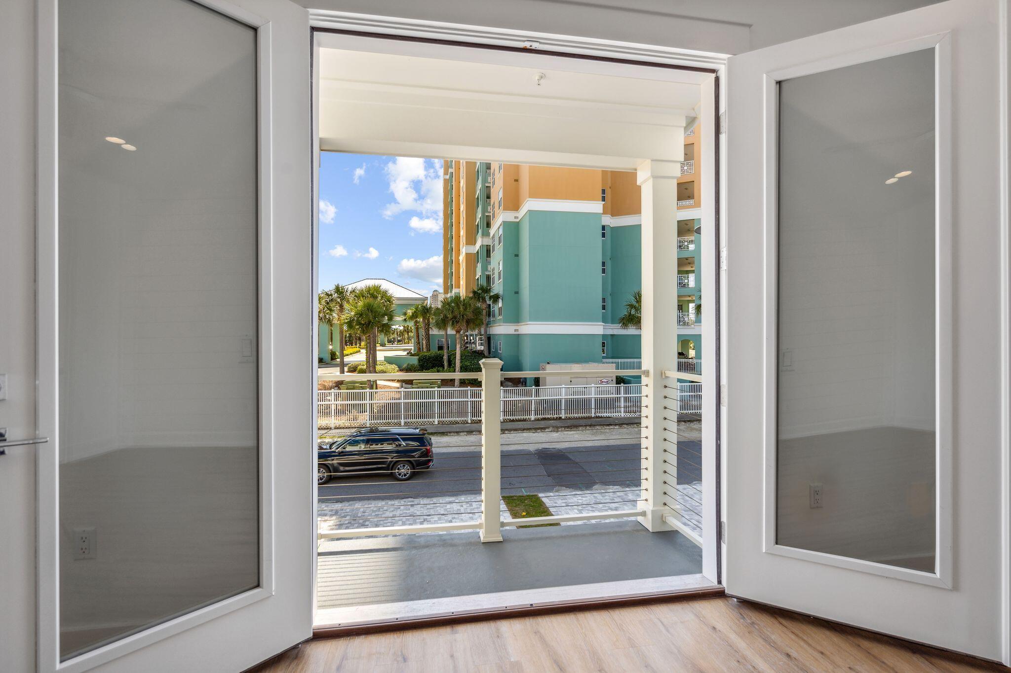SILVER SANDS BEACH - Residential