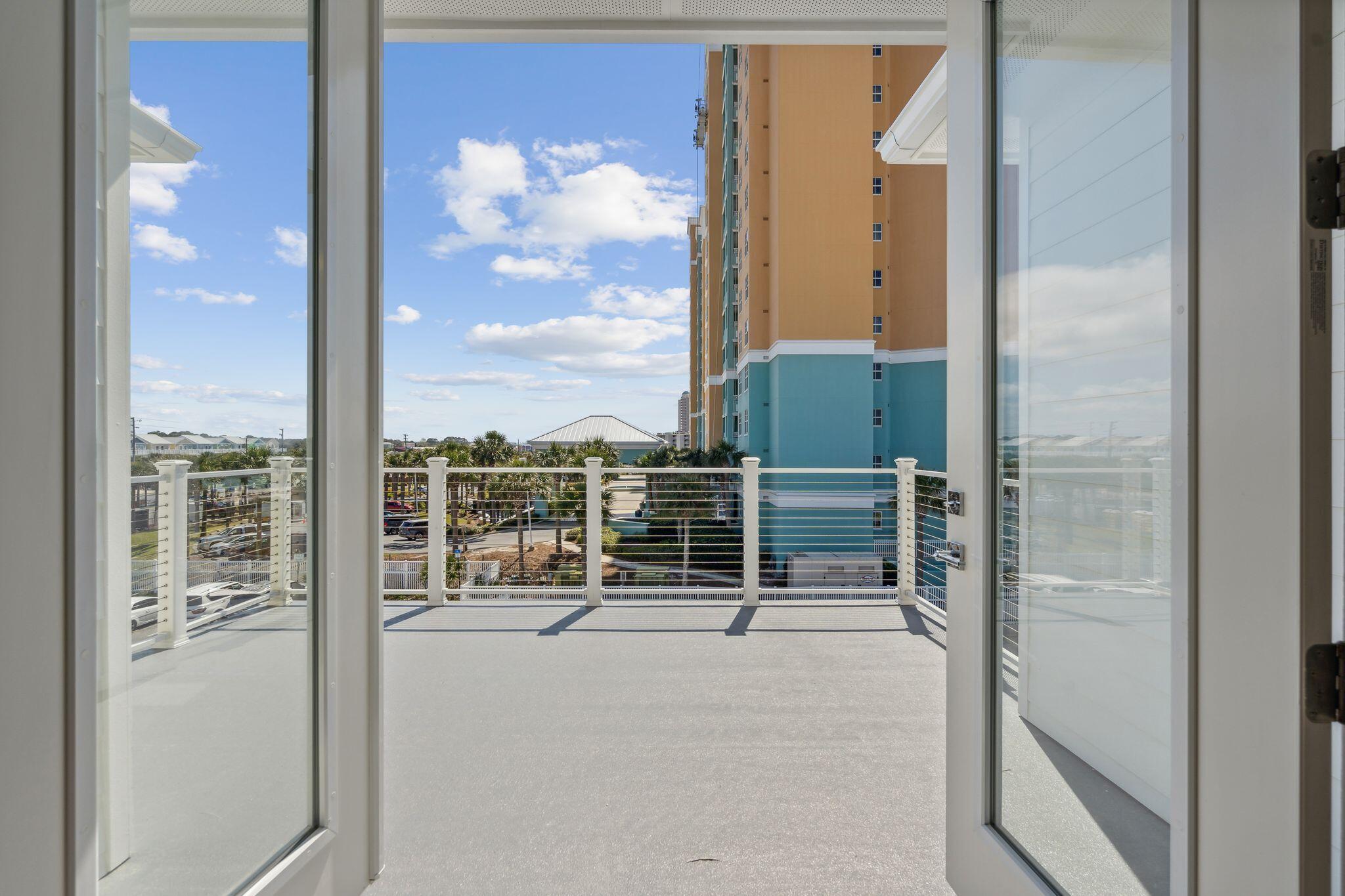 SILVER SANDS BEACH - Residential