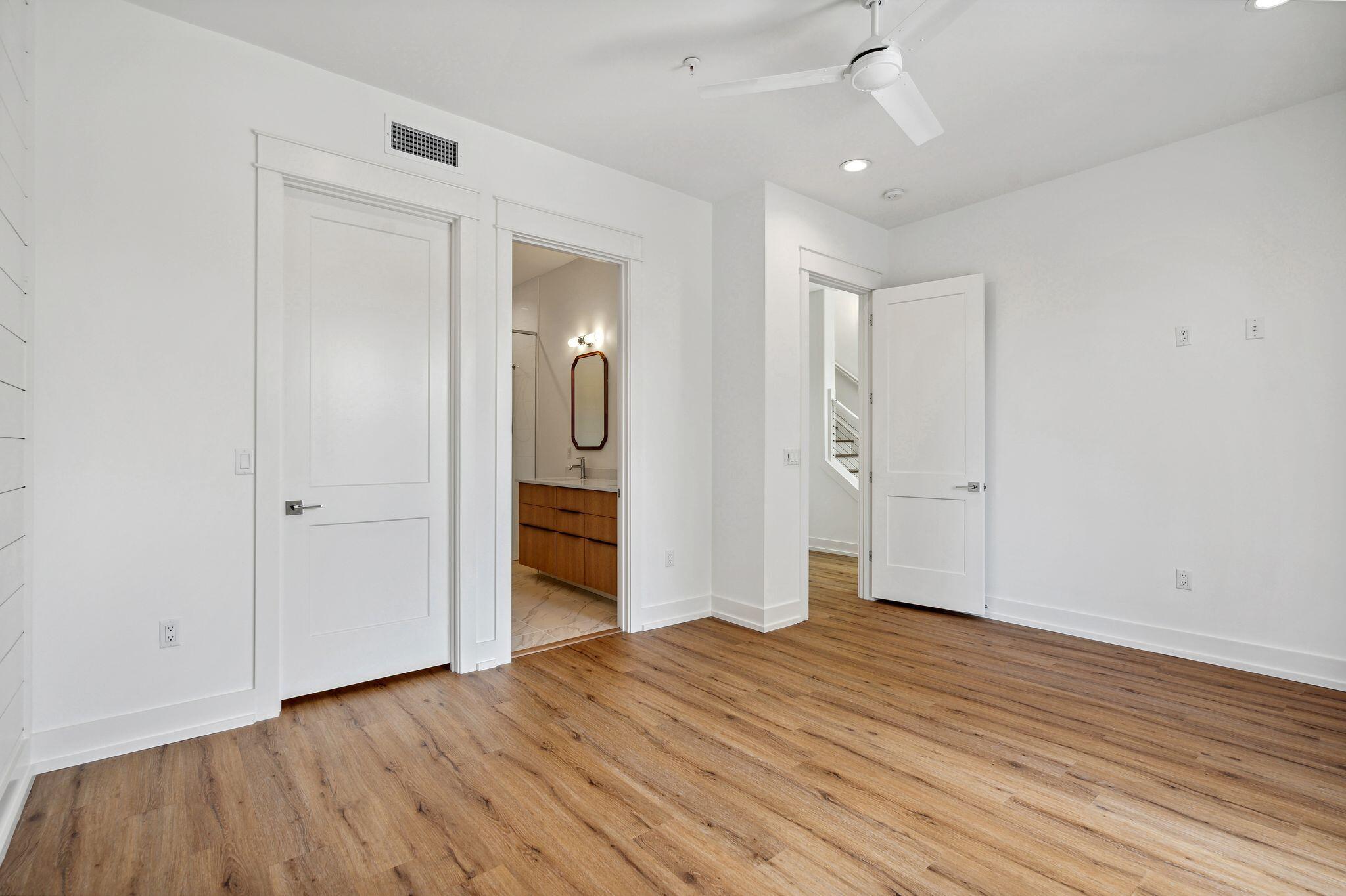 SILVER SANDS BEACH - Residential