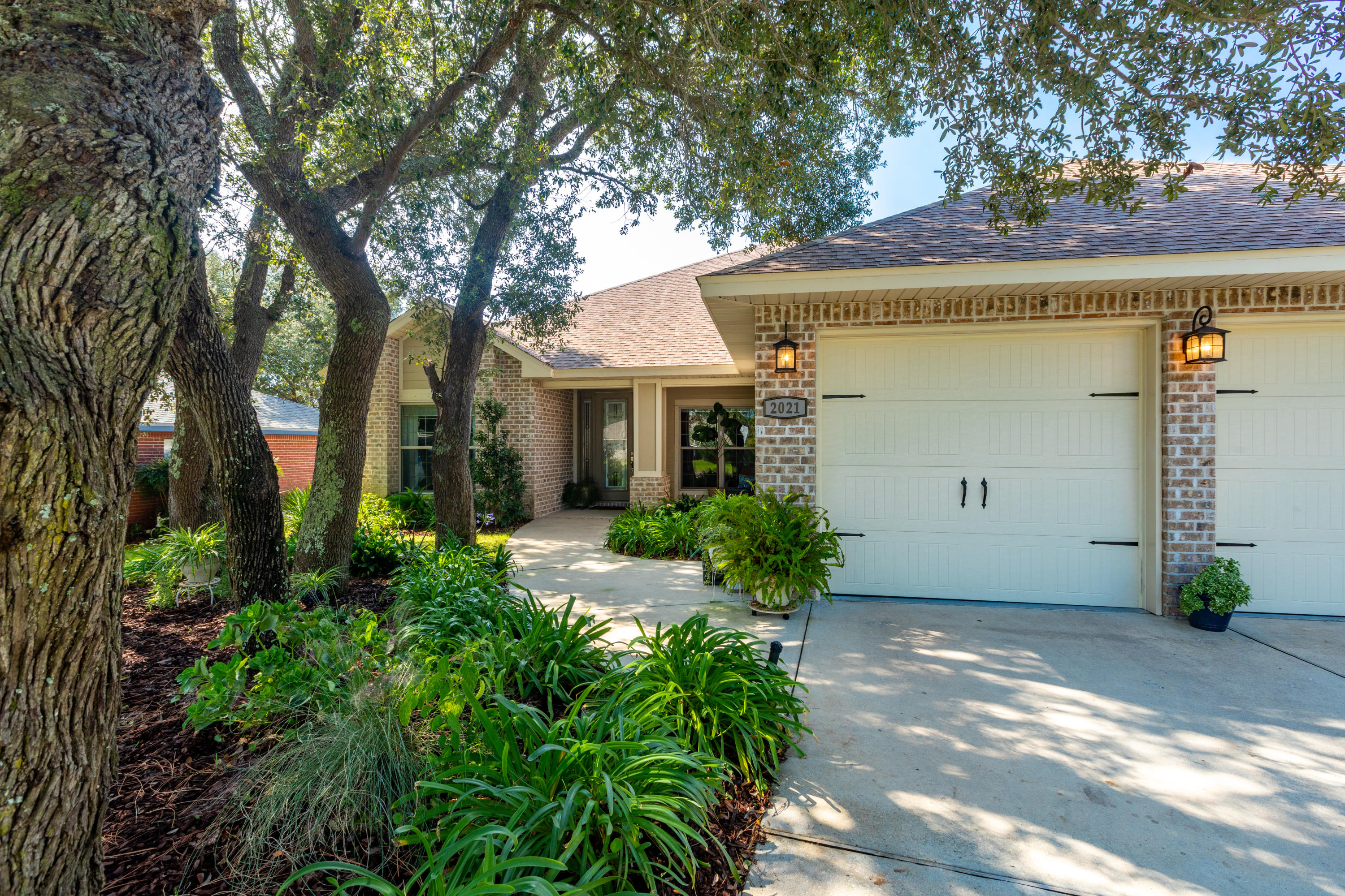 SANDY BEACH ESTATES - Residential