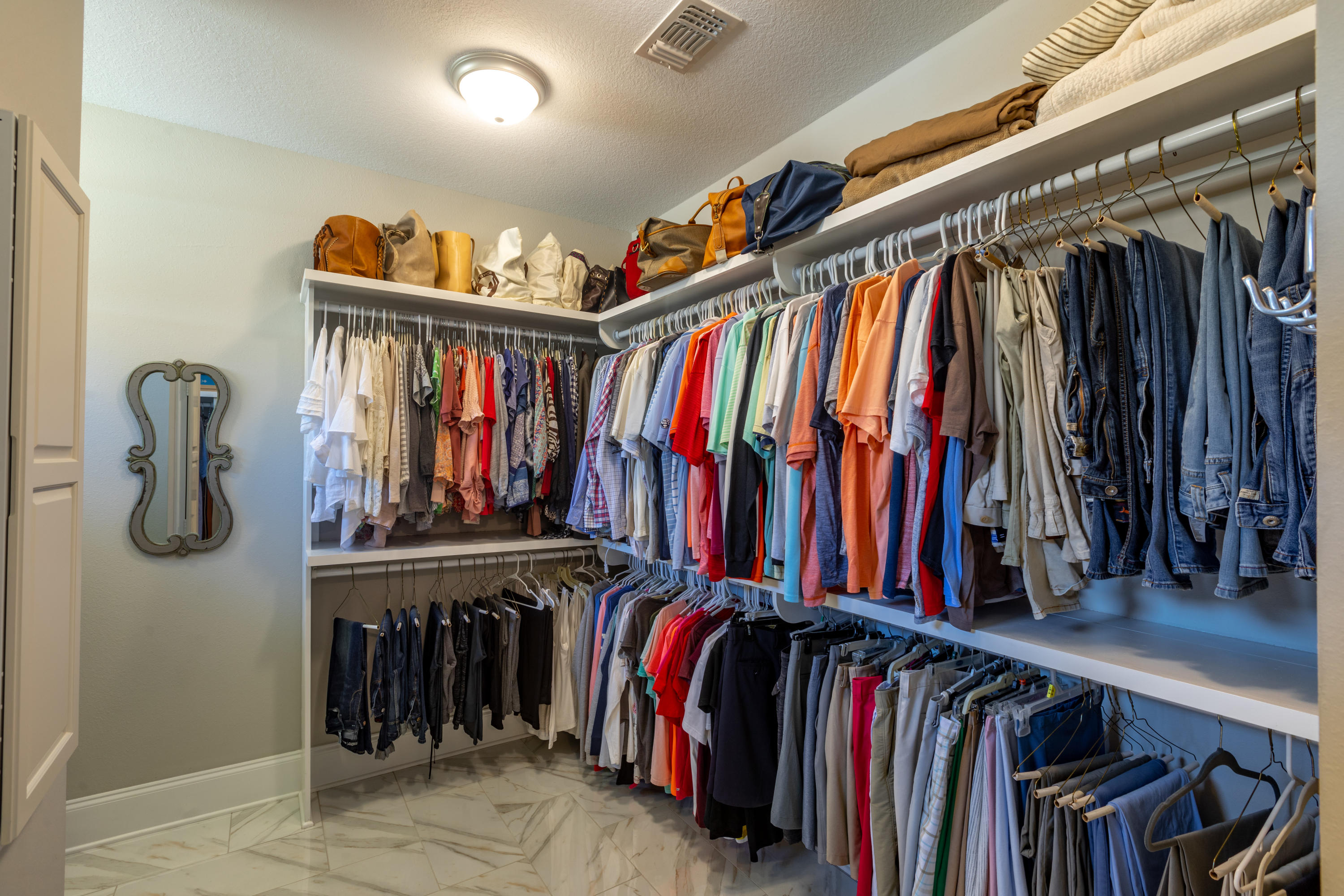 SANDY BEACH ESTATES - Residential