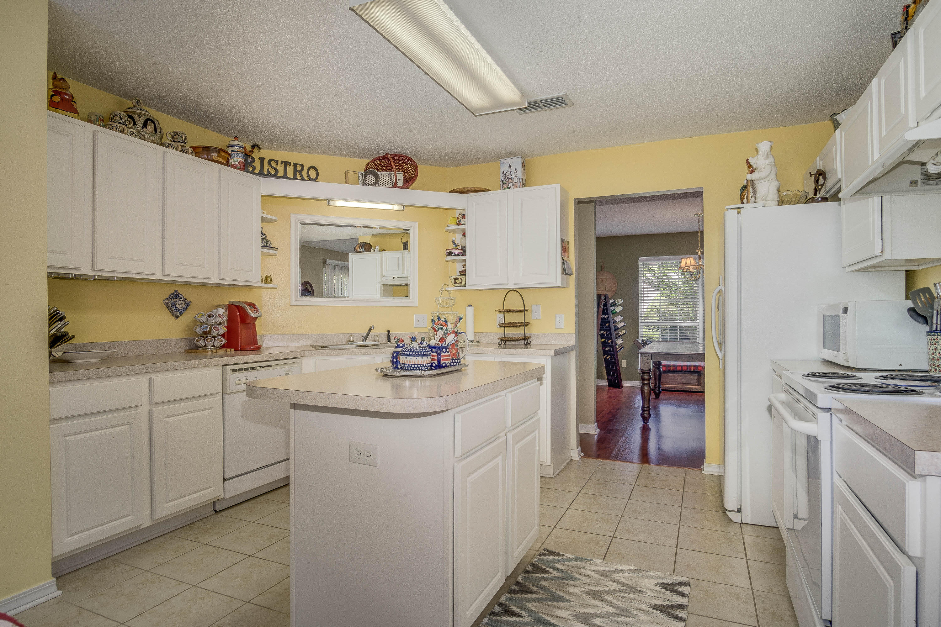 WESTVIEW ESTATES PH 3 - Residential