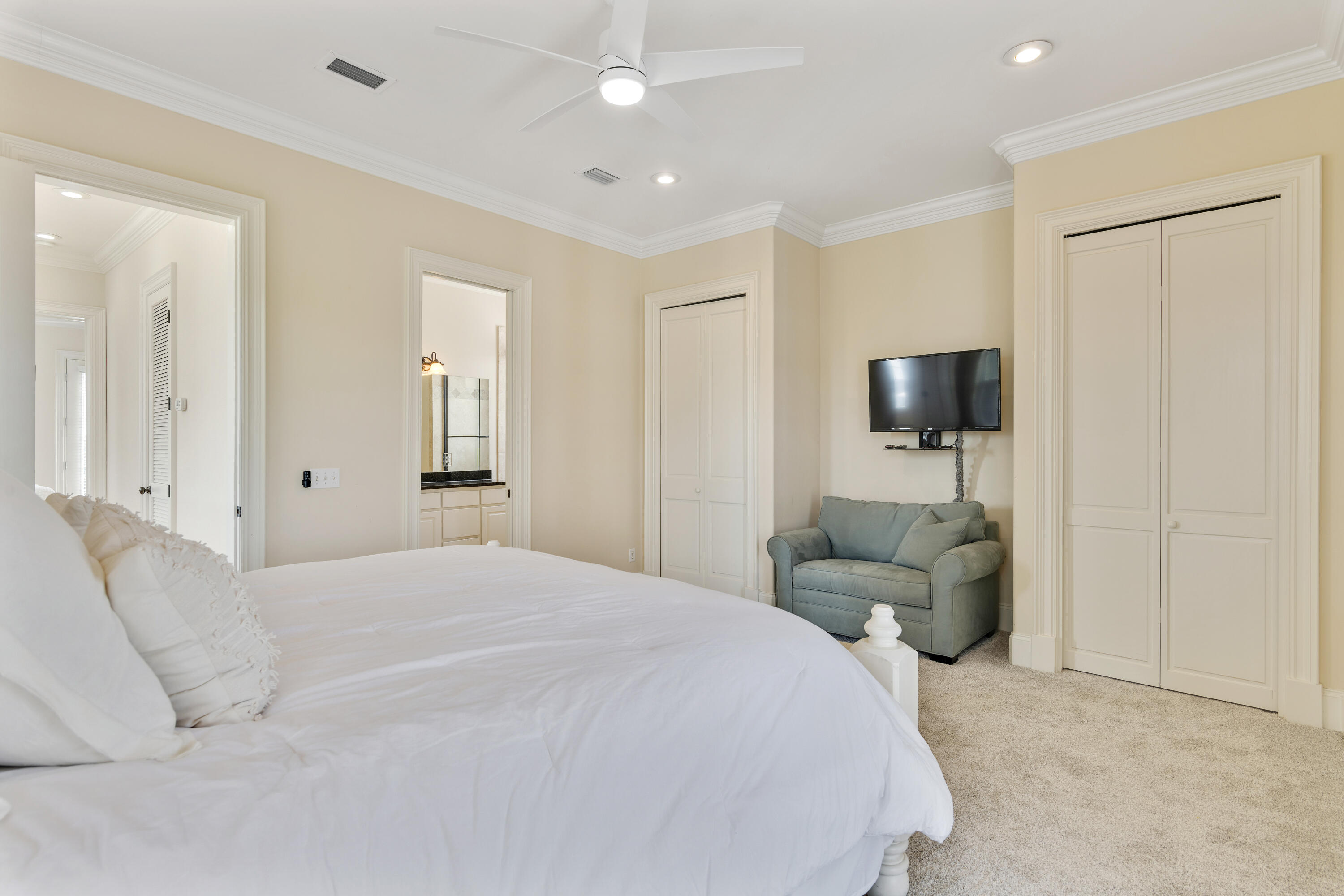 PALMEIRA VILLAS AT SEAGROVE BEACH - Residential