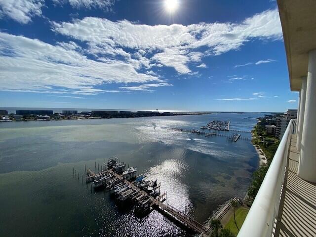 PRESIDIO YACHT CLUB UNIT 1202 STORAGE 12B & PARKING P1-69/70 WETSLIP E-18 - Residential