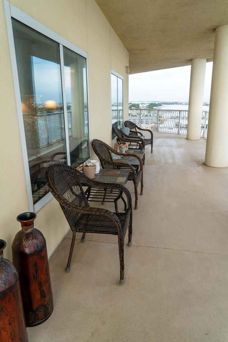 PRESIDIO YACHT CLUB UNIT 1202 STORAGE 12B & PARKING P1-69/70 WETSLIP E-18 - Residential