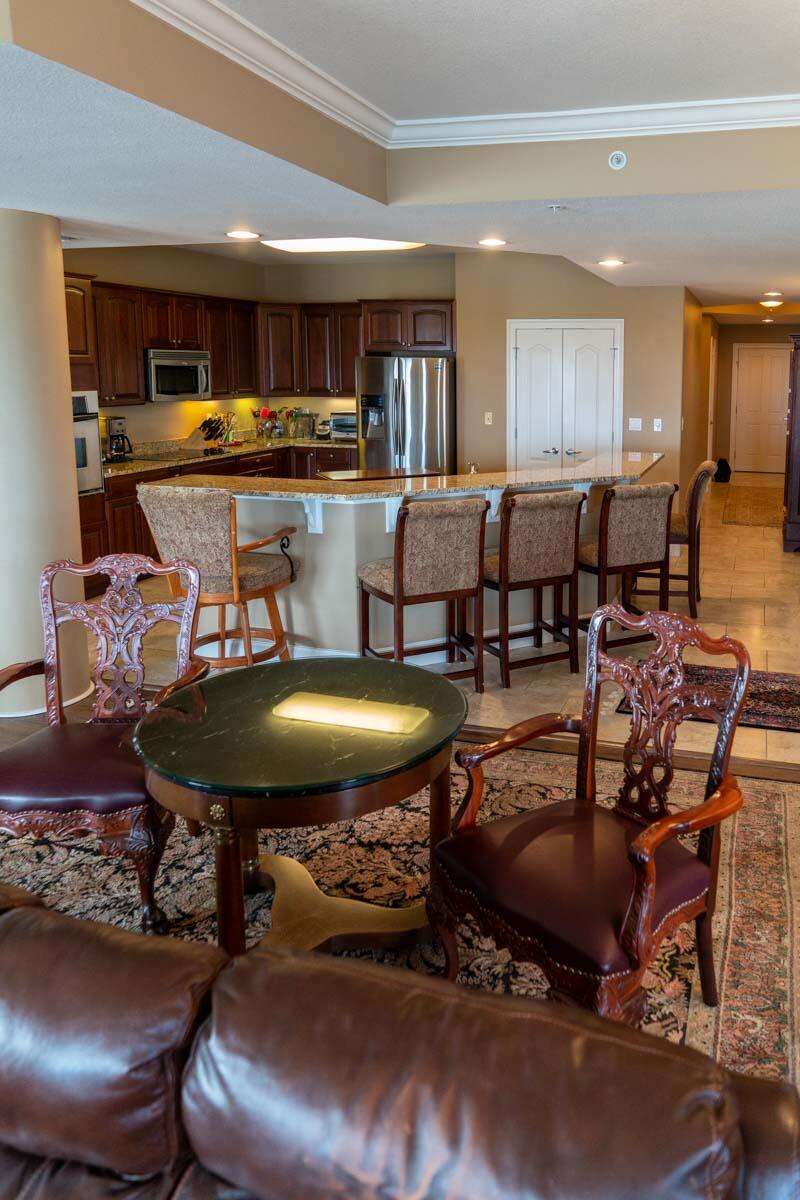 PRESIDIO YACHT CLUB UNIT 1202 STORAGE 12B & PARKING P1-69/70 WETSLIP E-18 - Residential