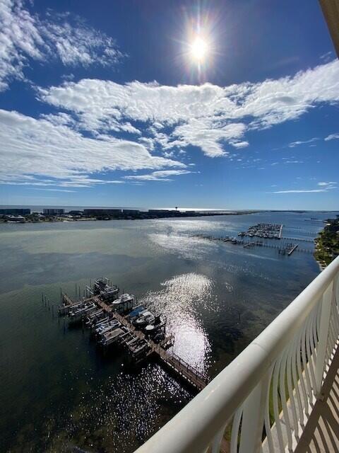 PRESIDIO YACHT CLUB UNIT 1202 STORAGE 12B & PARKING P1-69/70 WETSLIP E-18 - Residential