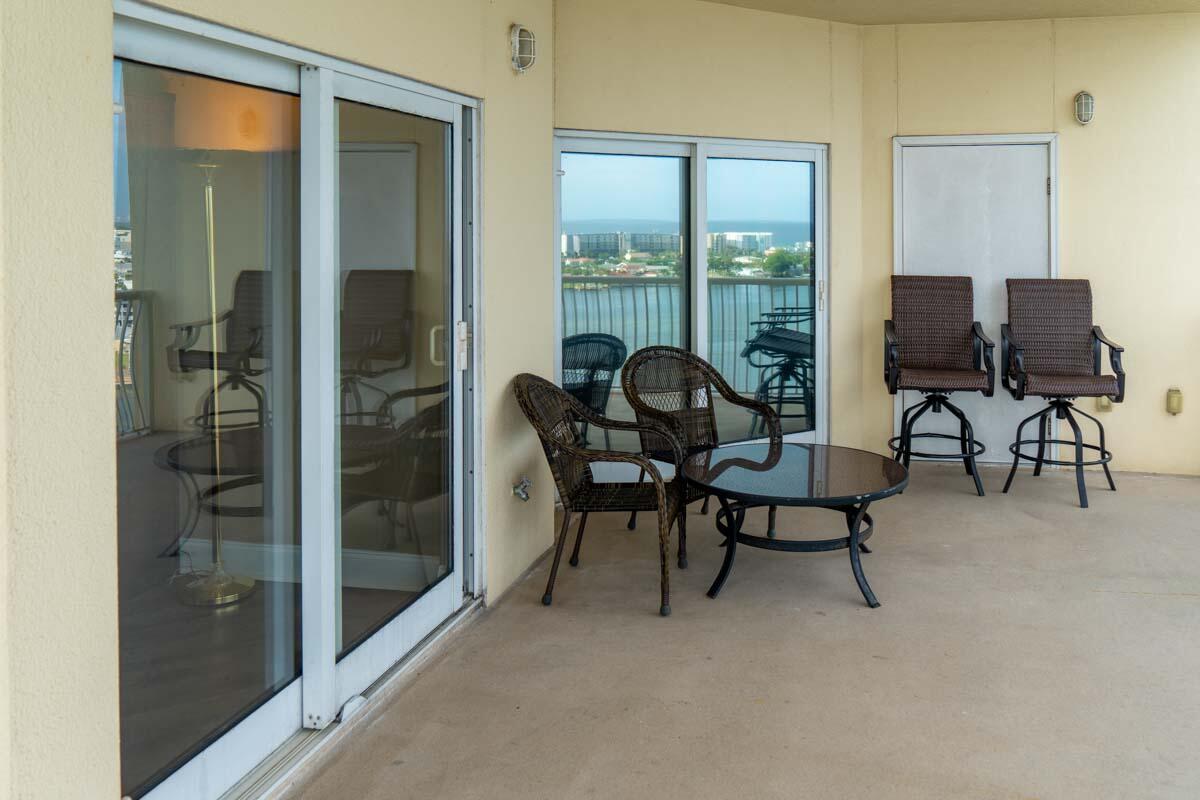 PRESIDIO YACHT CLUB UNIT 1202 STORAGE 12B & PARKING P1-69/70 WETSLIP E-18 - Residential