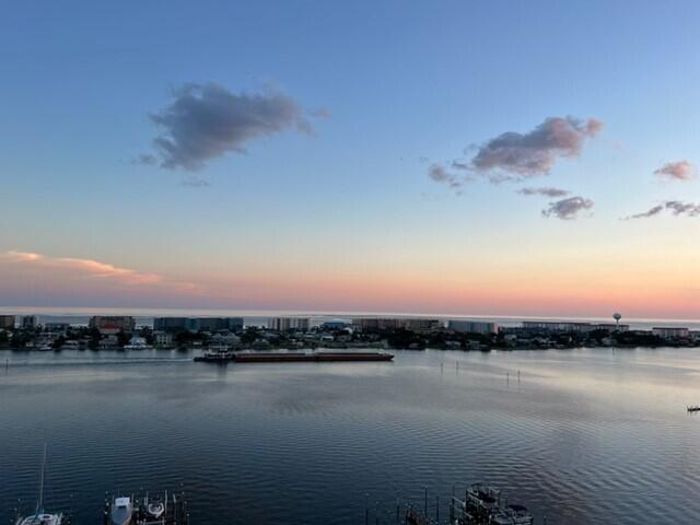 PRESIDIO YACHT CLUB UNIT 1202 STORAGE 12B & PARKING P1-69/70 WETSLIP E-18 - Residential