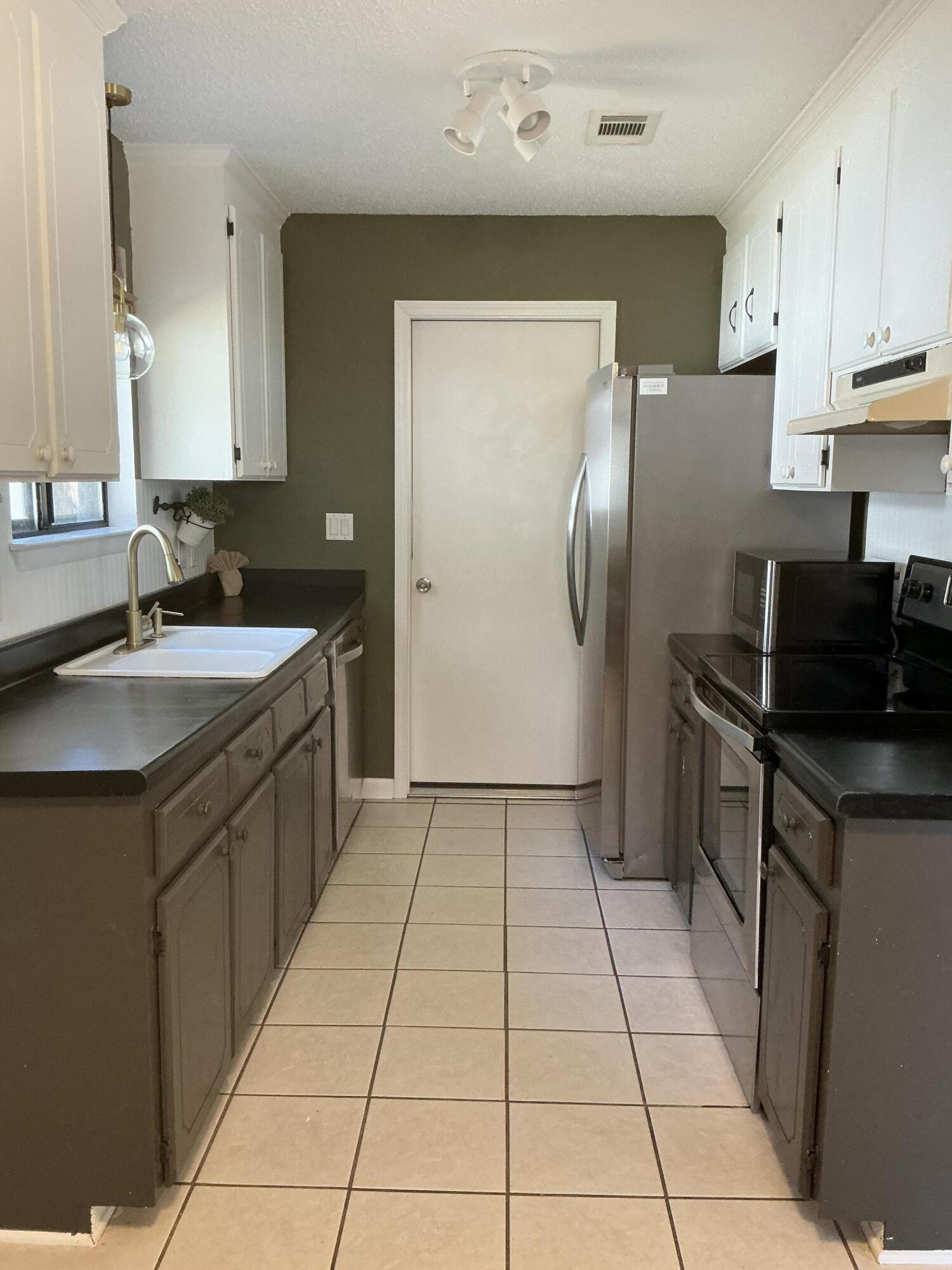 CREEKSIDE 2 - Residential
