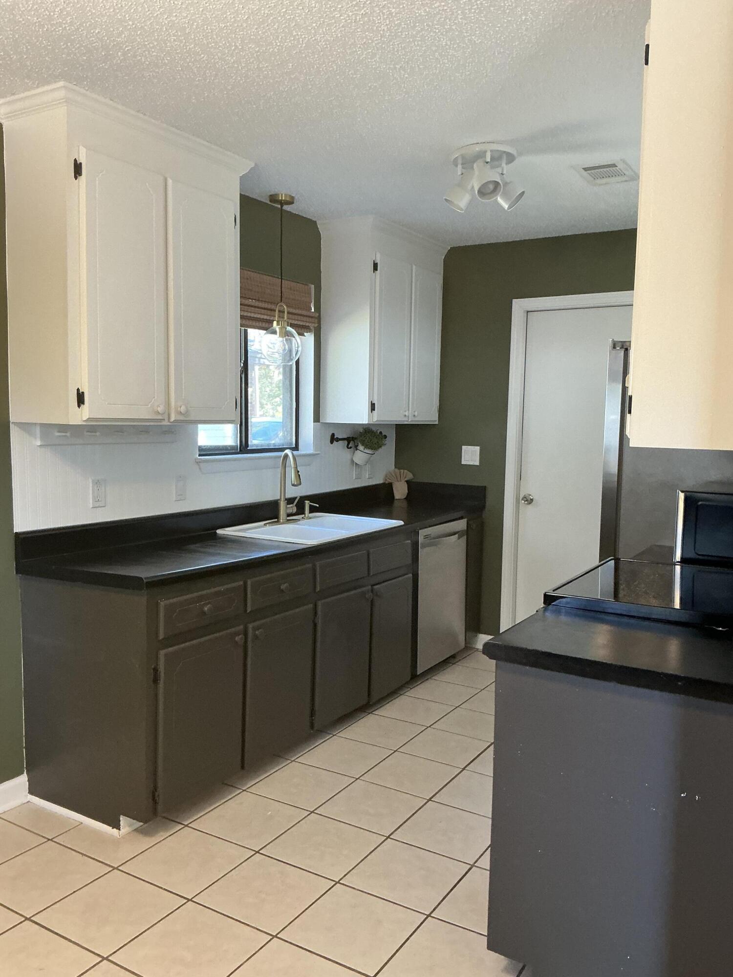 CREEKSIDE 2 - Residential