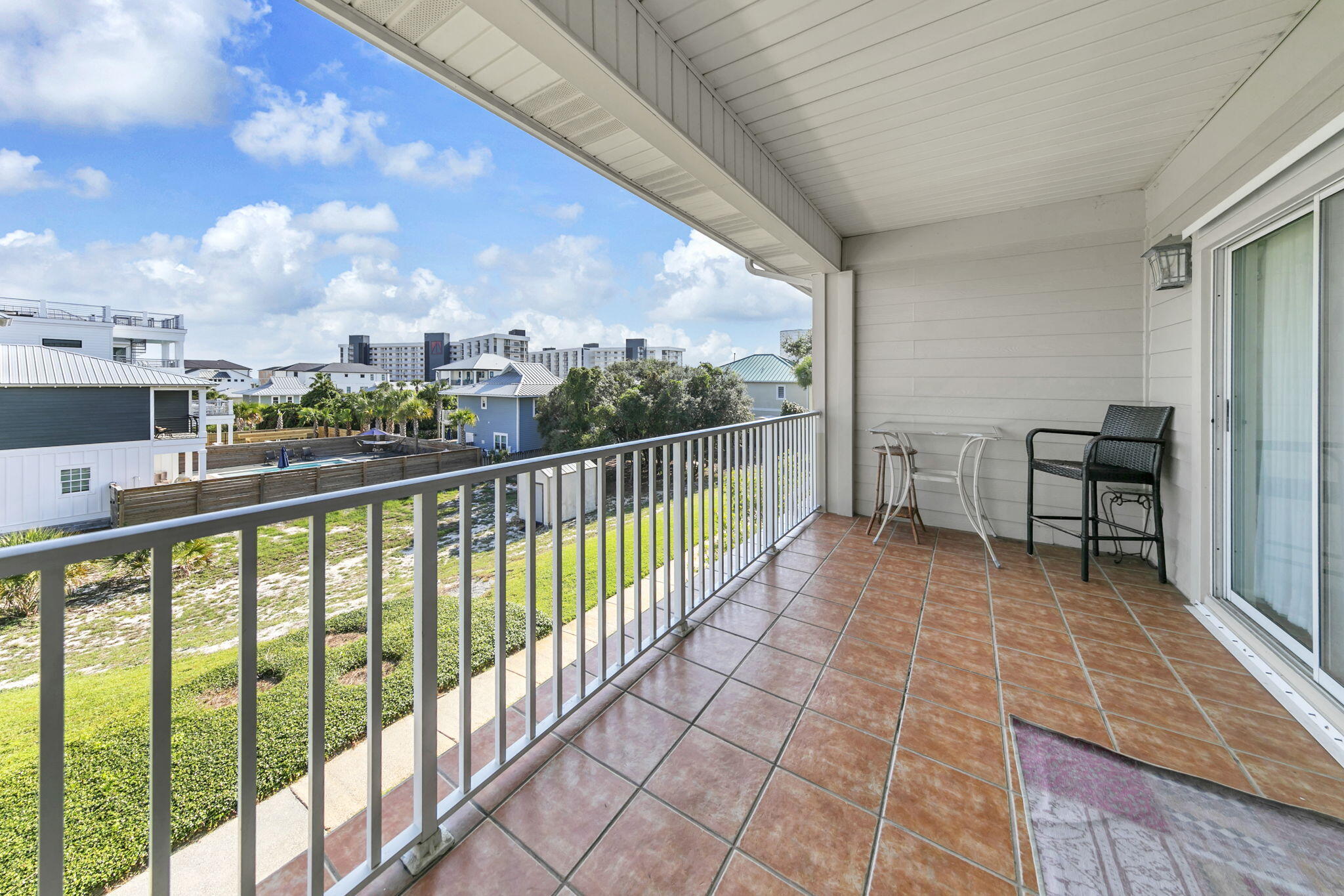 SPYGLASS T/H - Residential