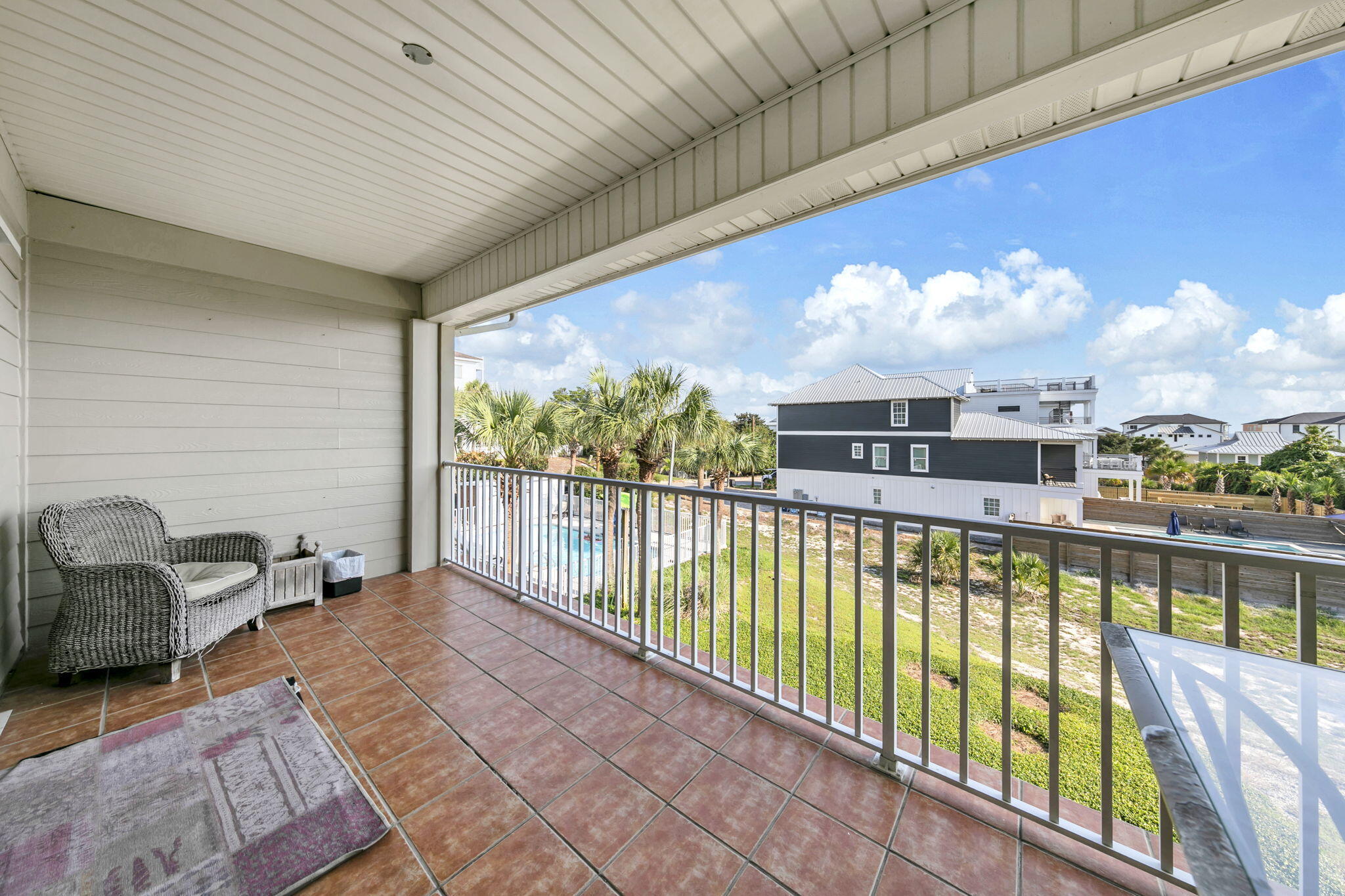 SPYGLASS T/H - Residential