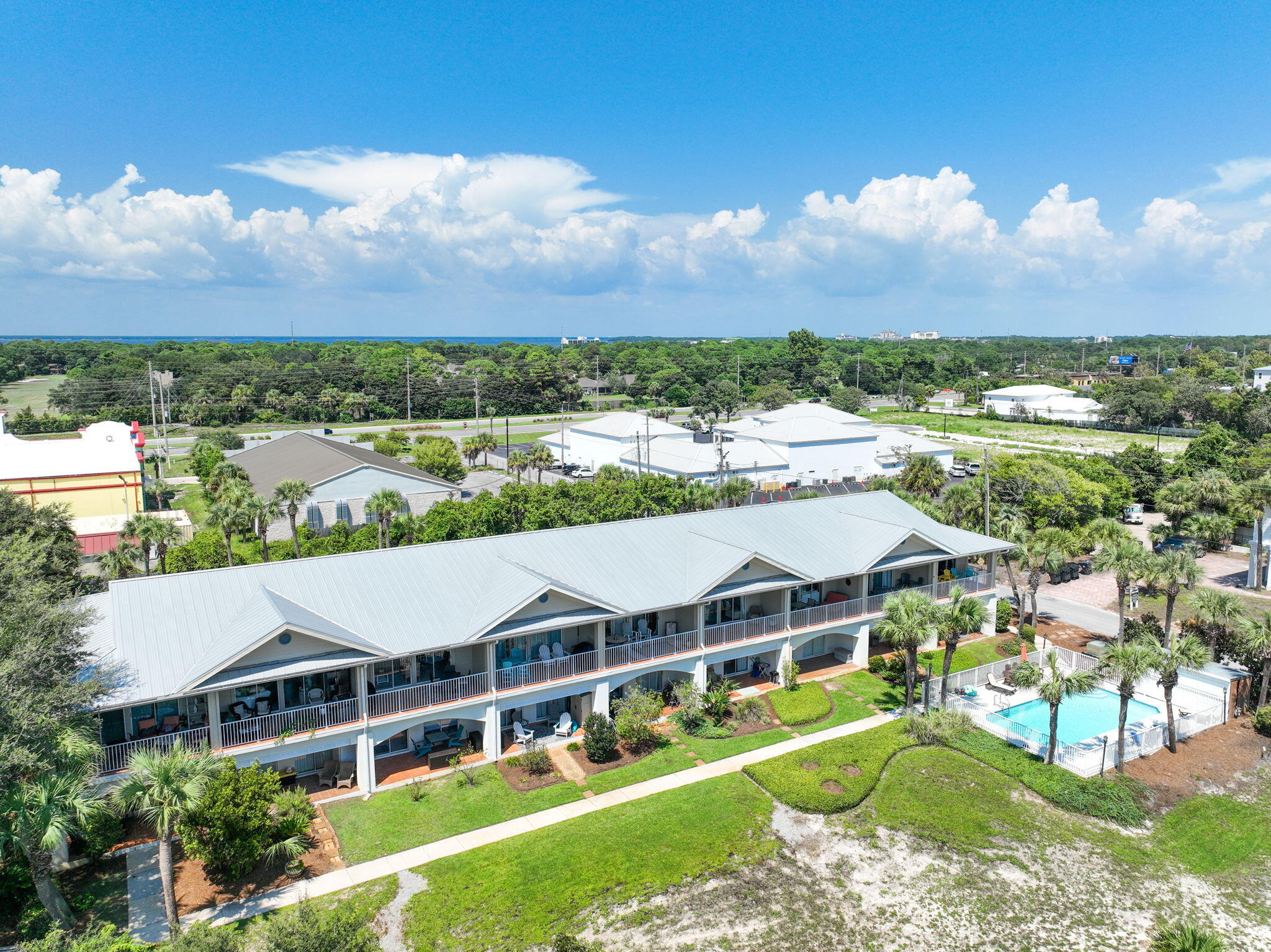 SPYGLASS T/H - Residential