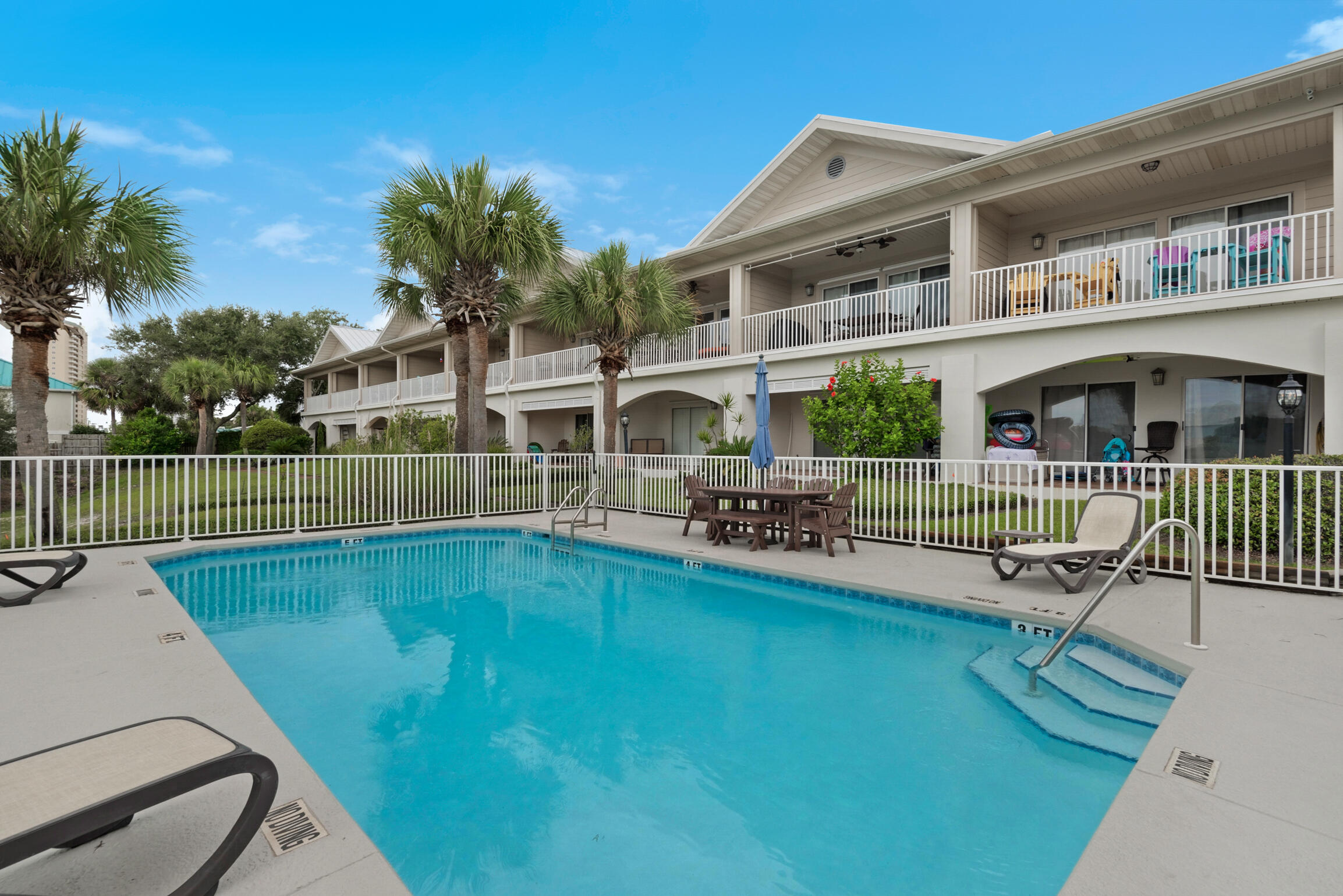 SPYGLASS T/H - Residential