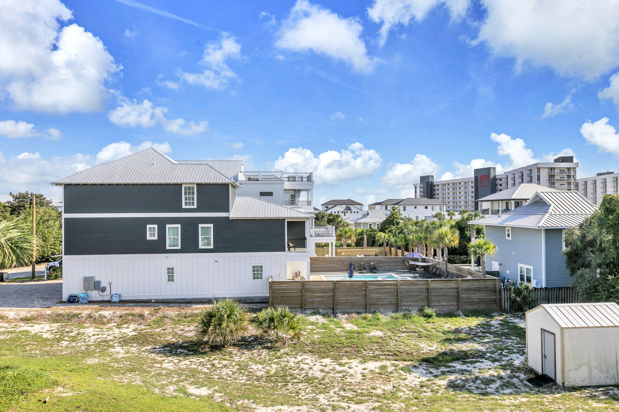 SPYGLASS T/H - Residential