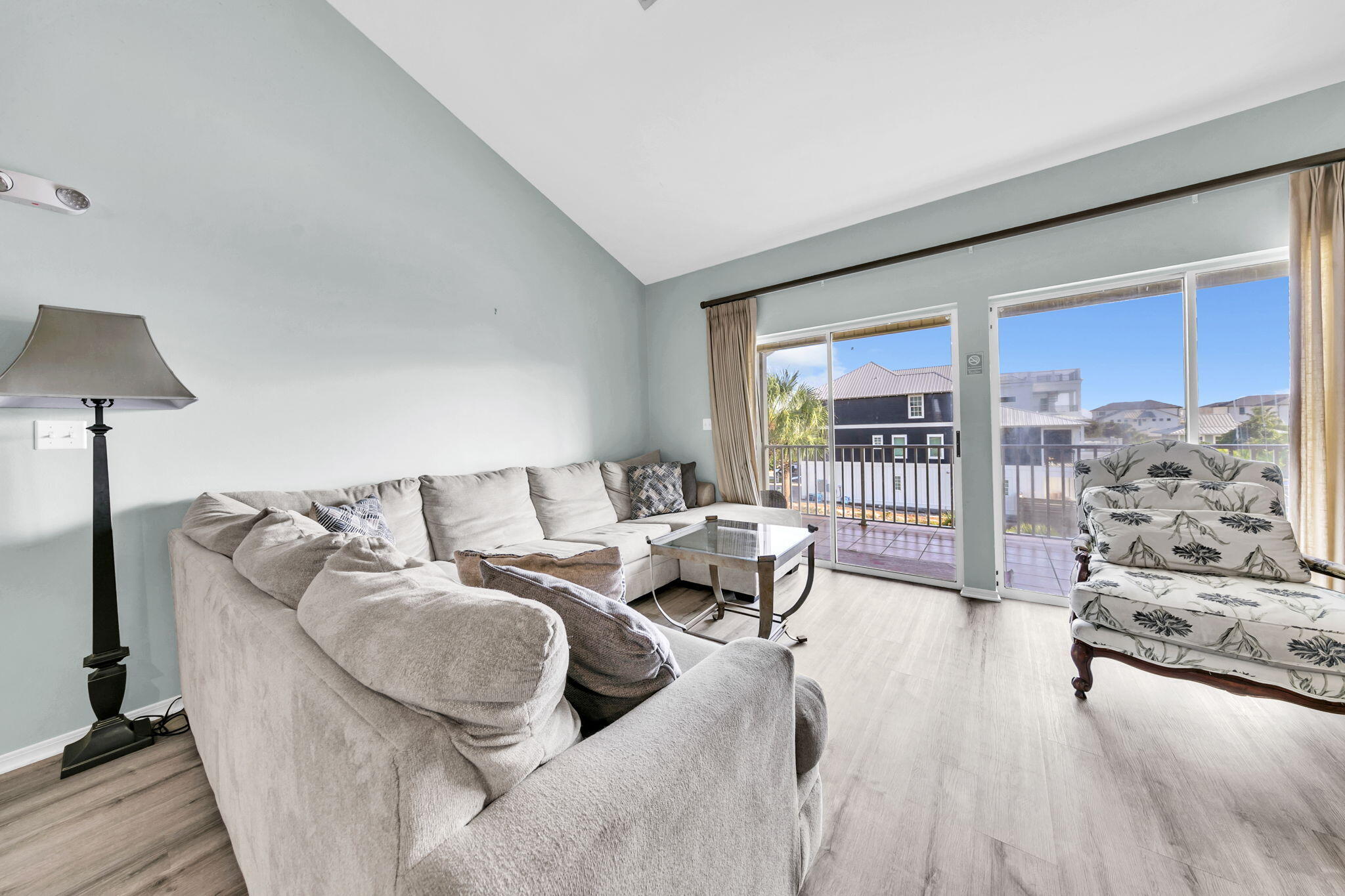SPYGLASS T/H - Residential