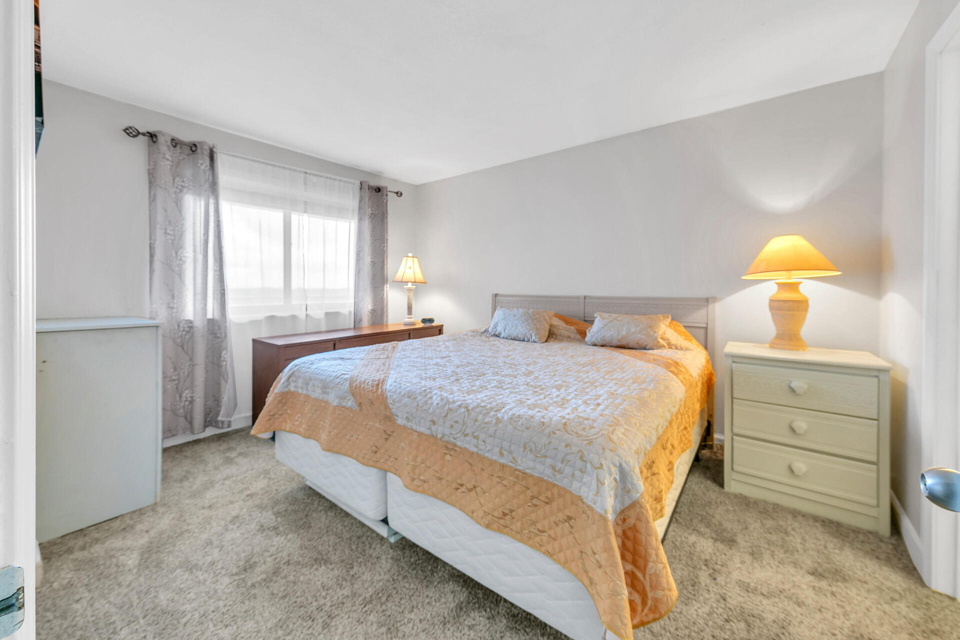 SUNDESTIN INTERNATIONAL CONDO - Residential
