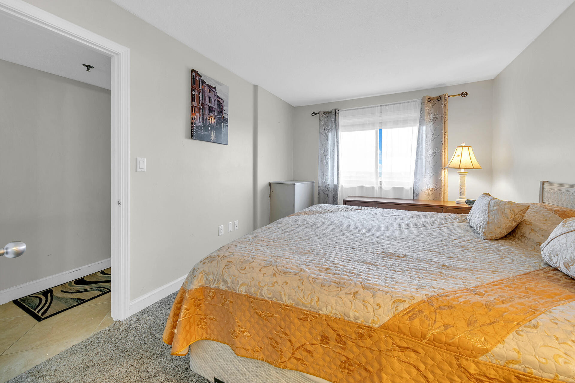 SUNDESTIN INTERNATIONAL CONDO - Residential