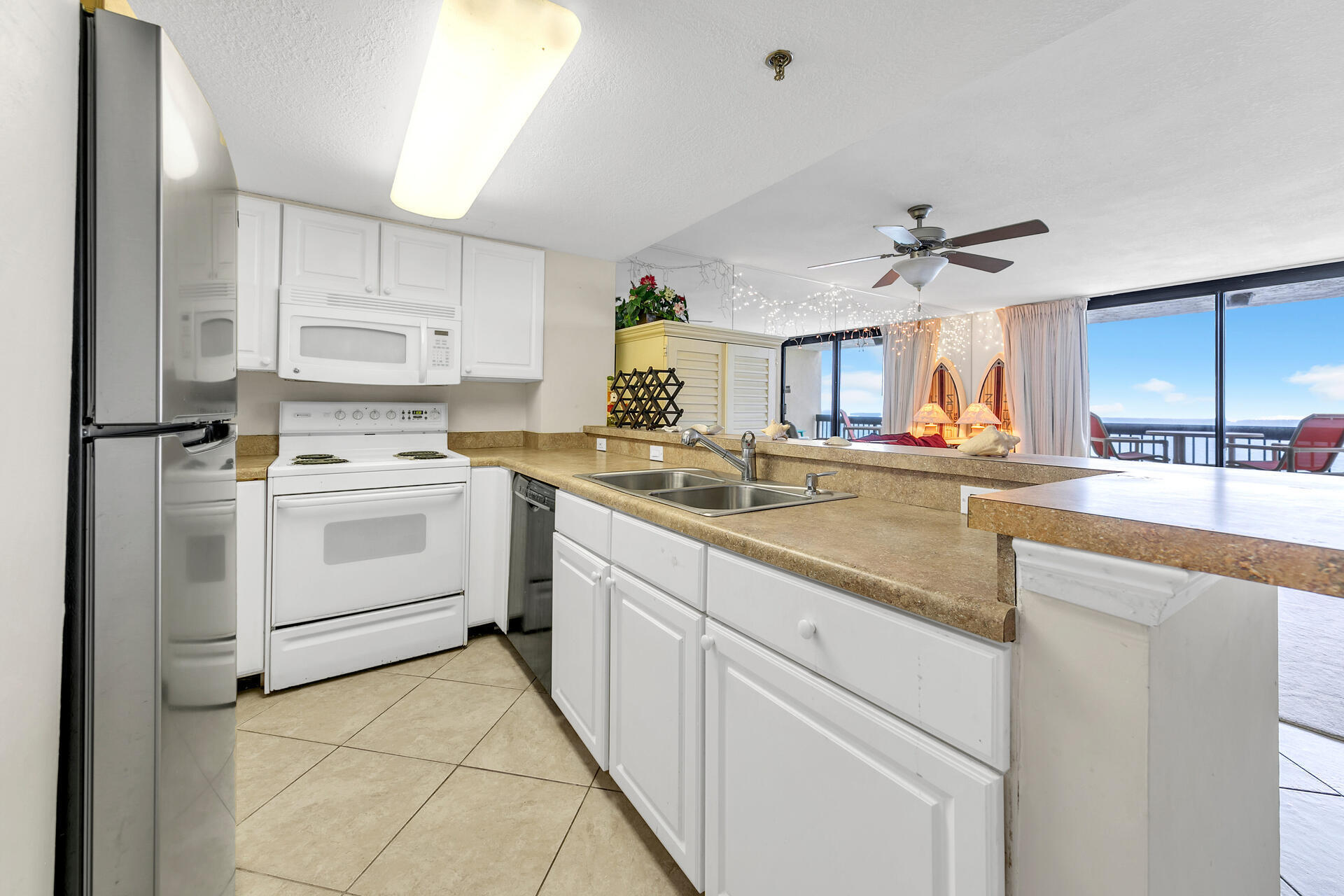 SUNDESTIN INTERNATIONAL CONDO - Residential