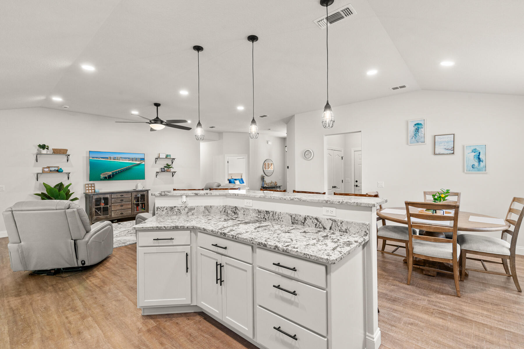 NAVARRE S/D 2ND ADDN - Residential