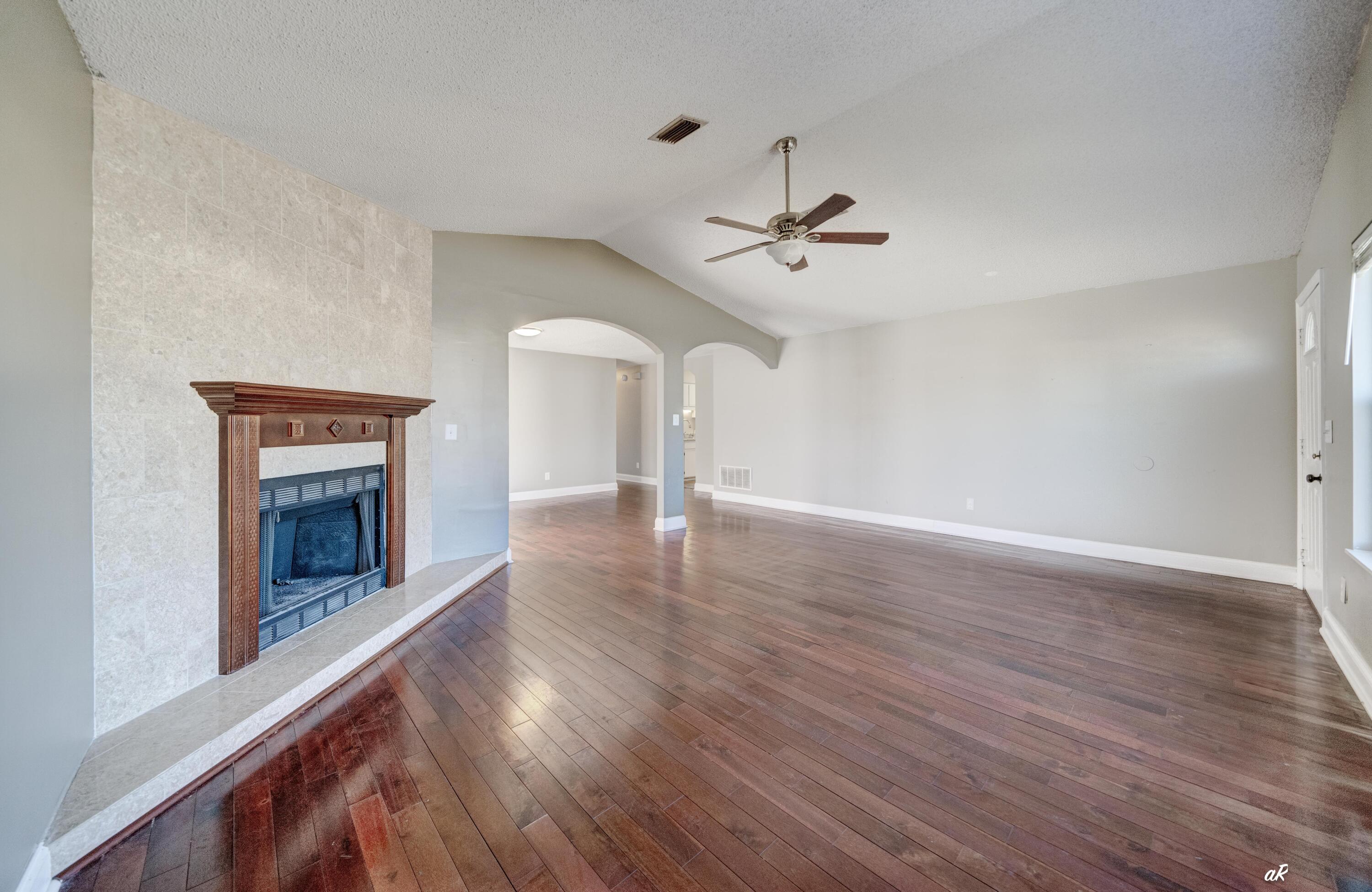 SHADOW BAY UNIT 2 - Residential