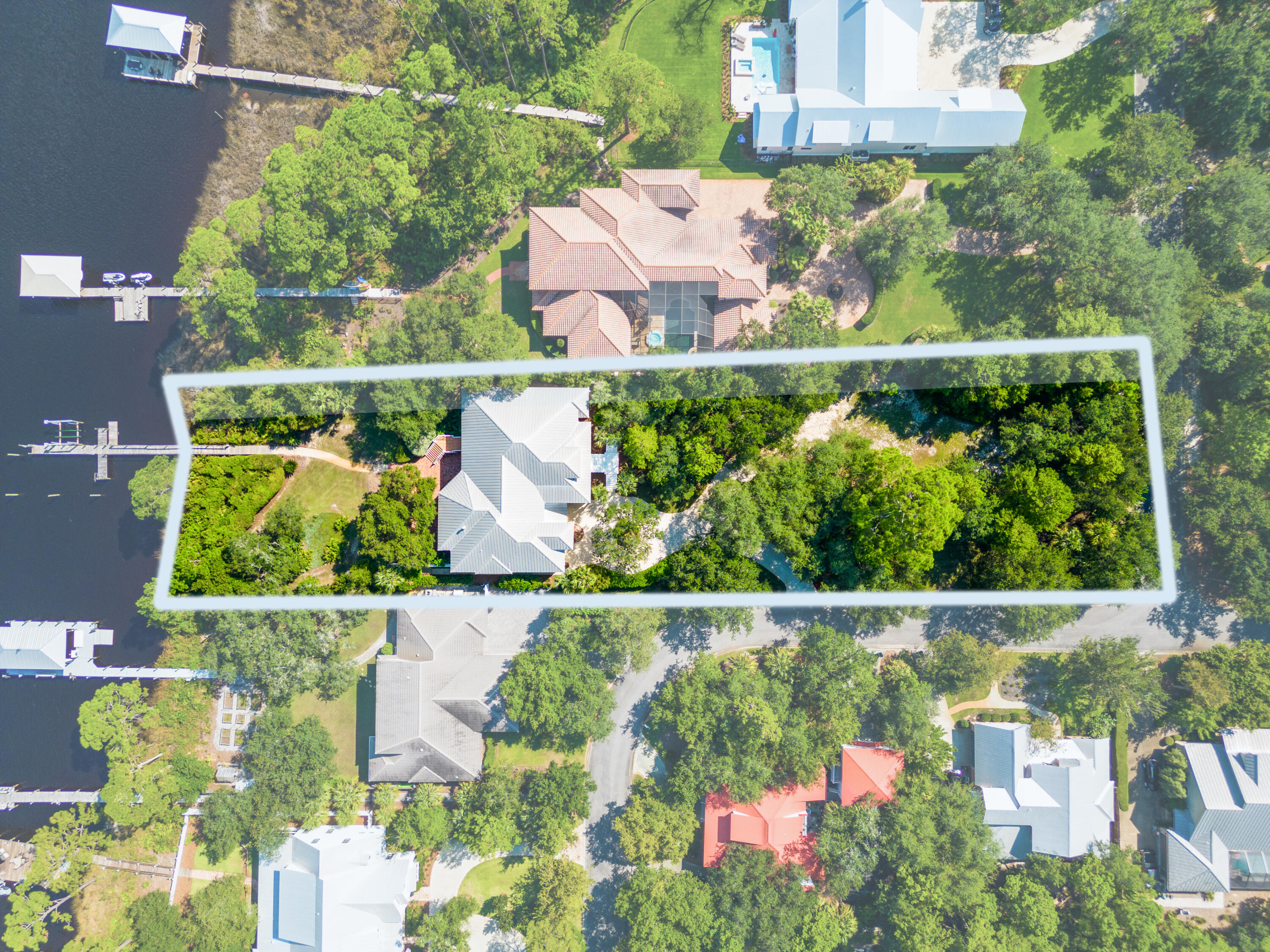 BOTANY BAYOU - Residential