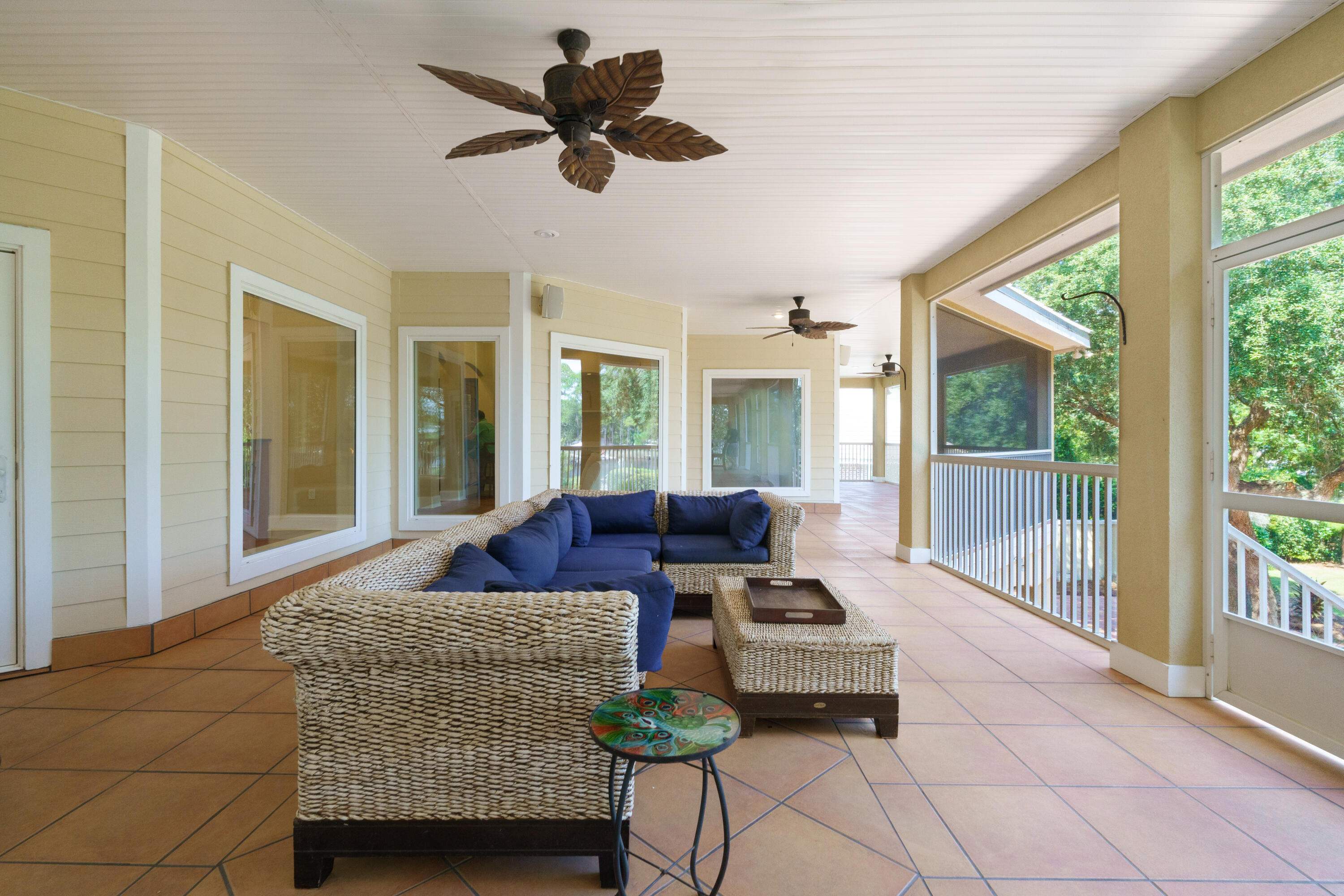BOTANY BAYOU - Residential