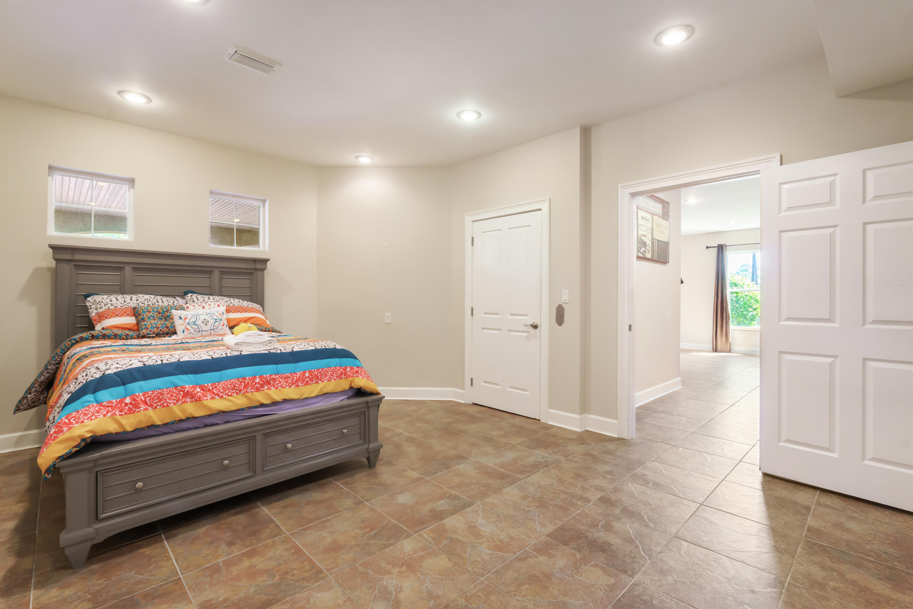 BOTANY BAYOU - Residential