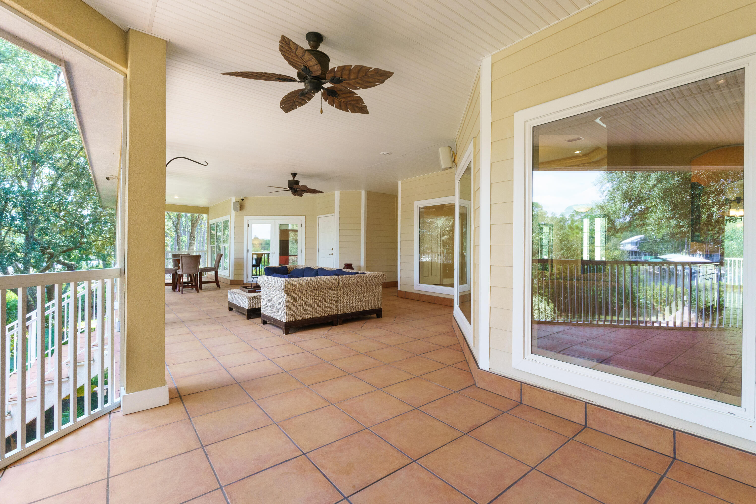 BOTANY BAYOU - Residential