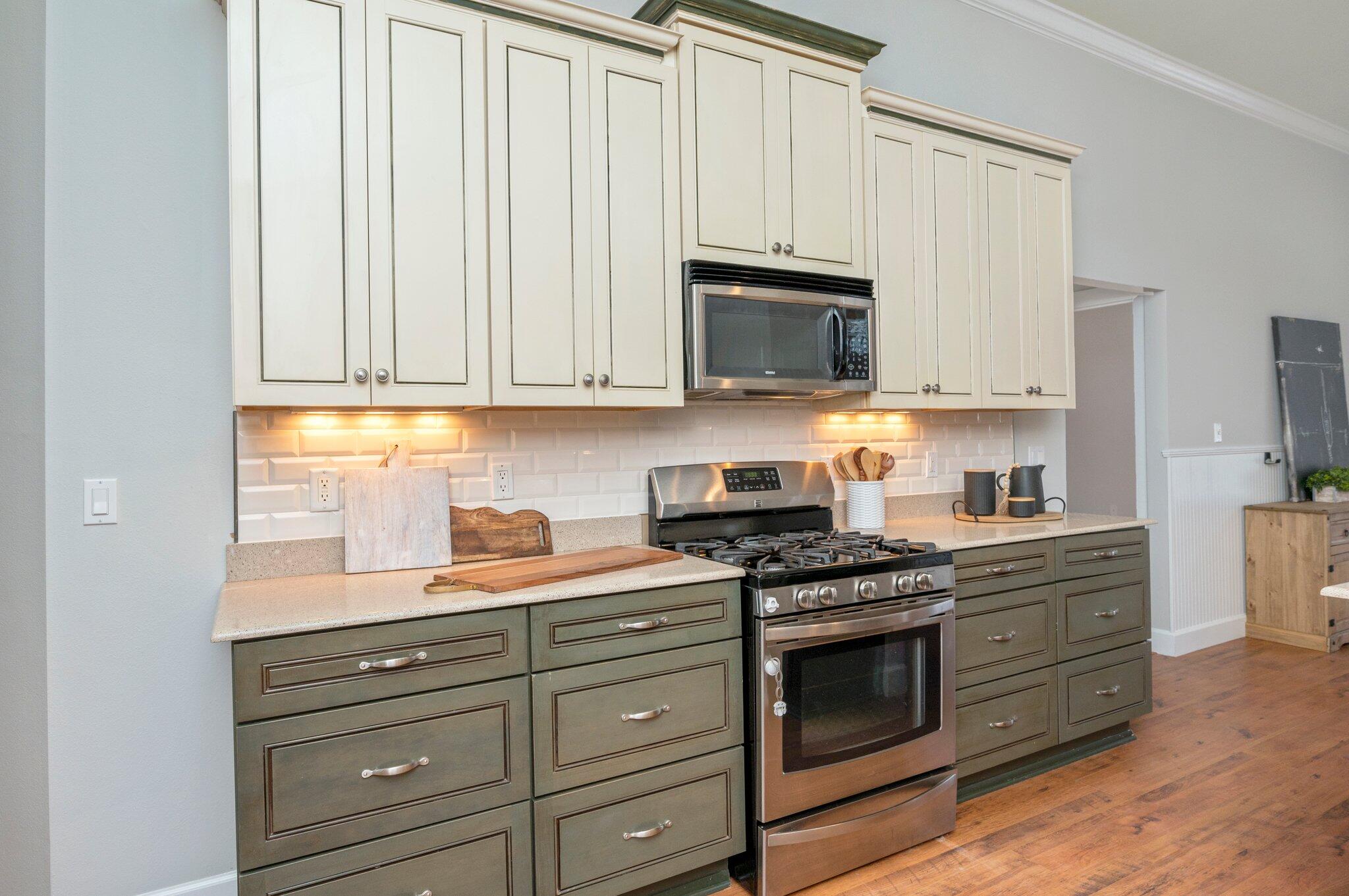 BAYSHORE PLACE PH 1 - Residential