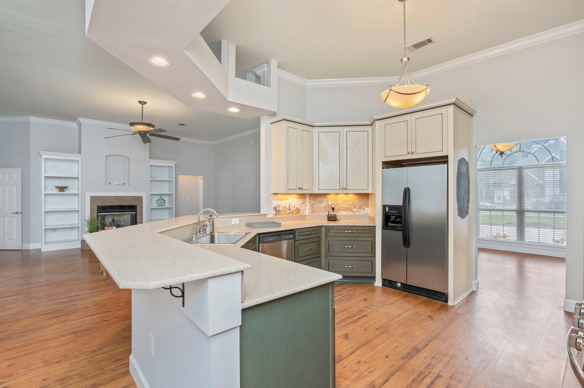 BAYSHORE PLACE PH 1 - Residential